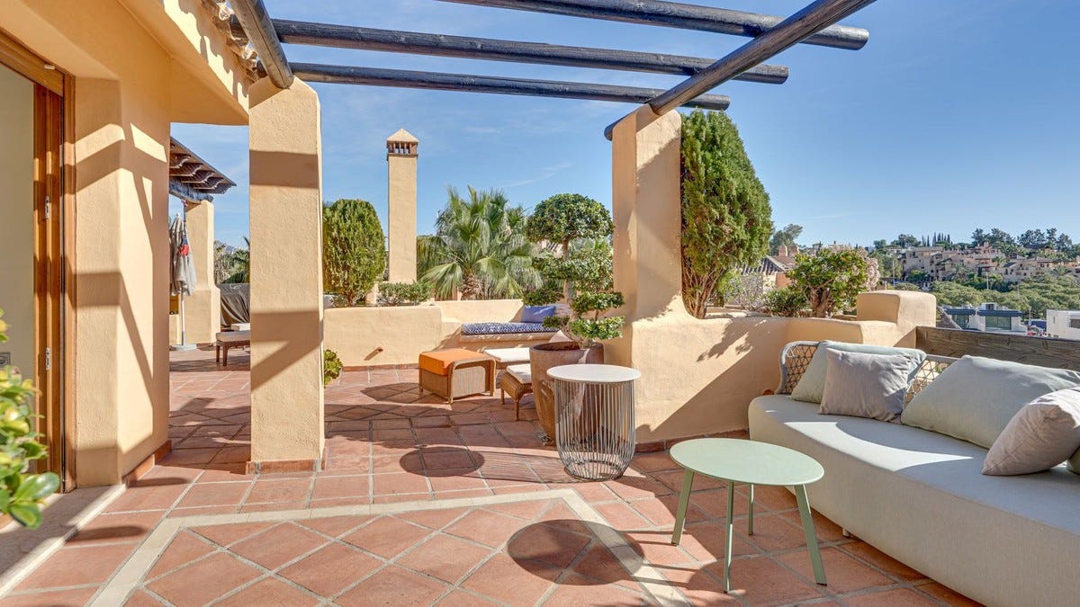 Estepona - Eksklusiv duplex toppleilighet med 3-soverom, private terrasser, sauna og havutsikt – bilde 1