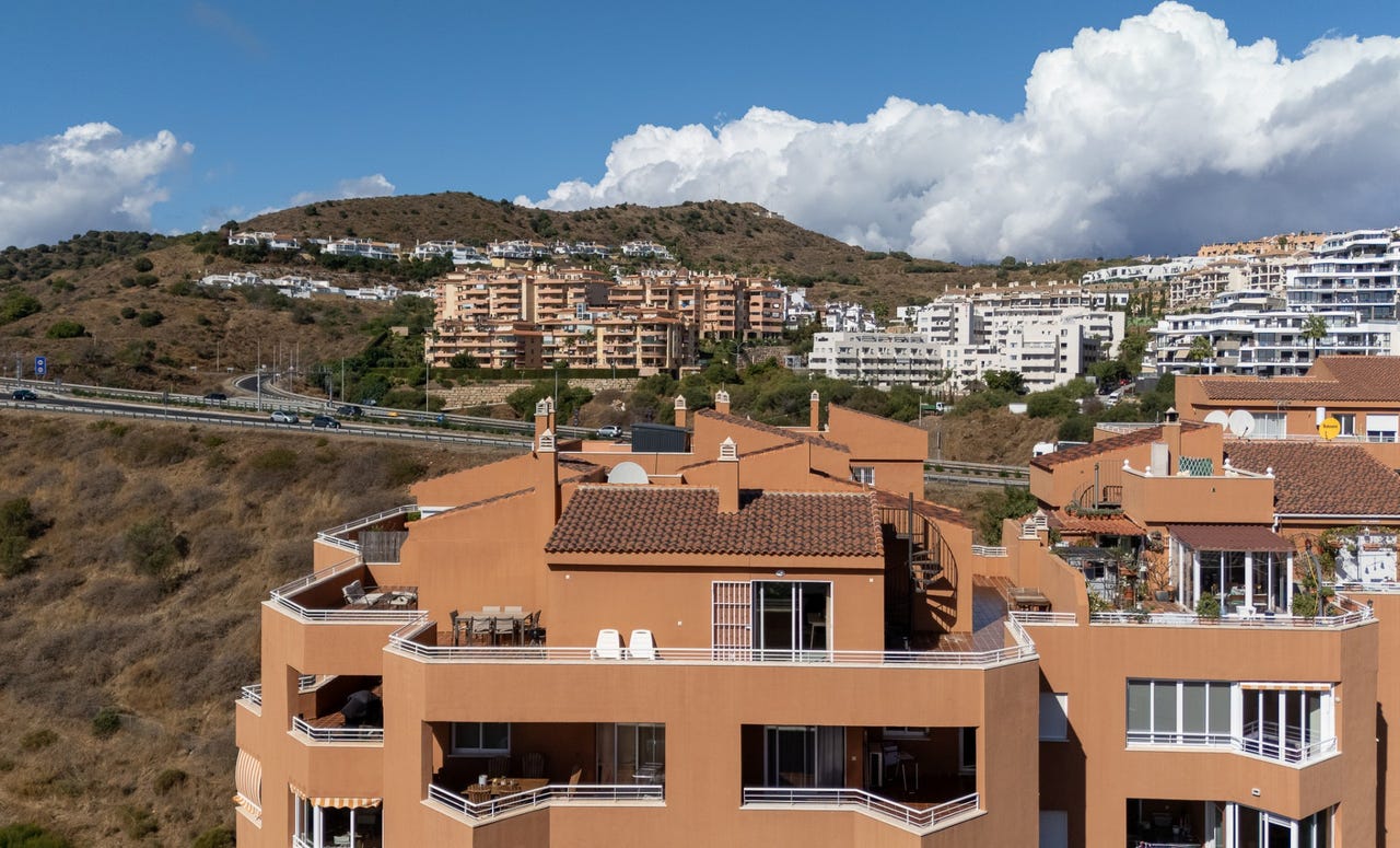 Mijas Costa - Eksklusiv 2-soveroms toppleilighet med privat solarium og spektakulær havutsikt - Tot 150kvm terrasse – bilde 1