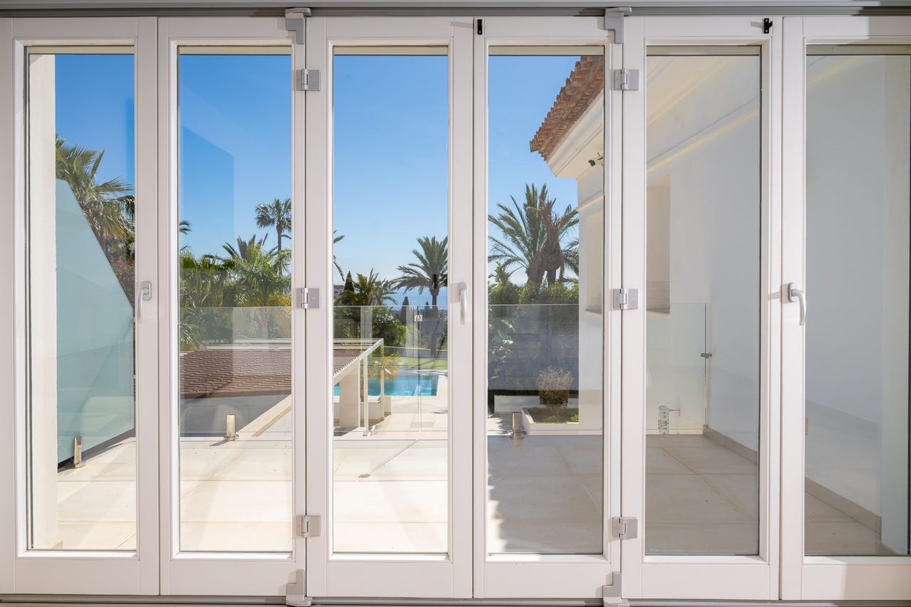 Marbella Øst - Eksklusiv luksusvilla med panoramautsikt over Middelhavet – bilde 1