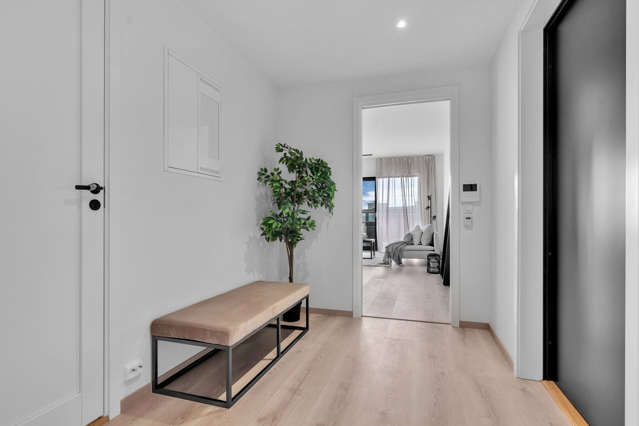 Plass til garderobe i gang