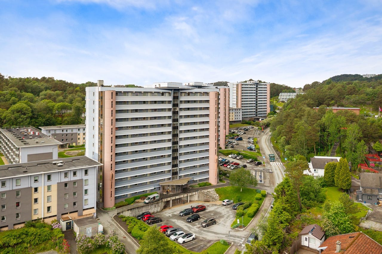 Loddefjord | 2-roms leilighet | 11. etasje | innglasset balkong