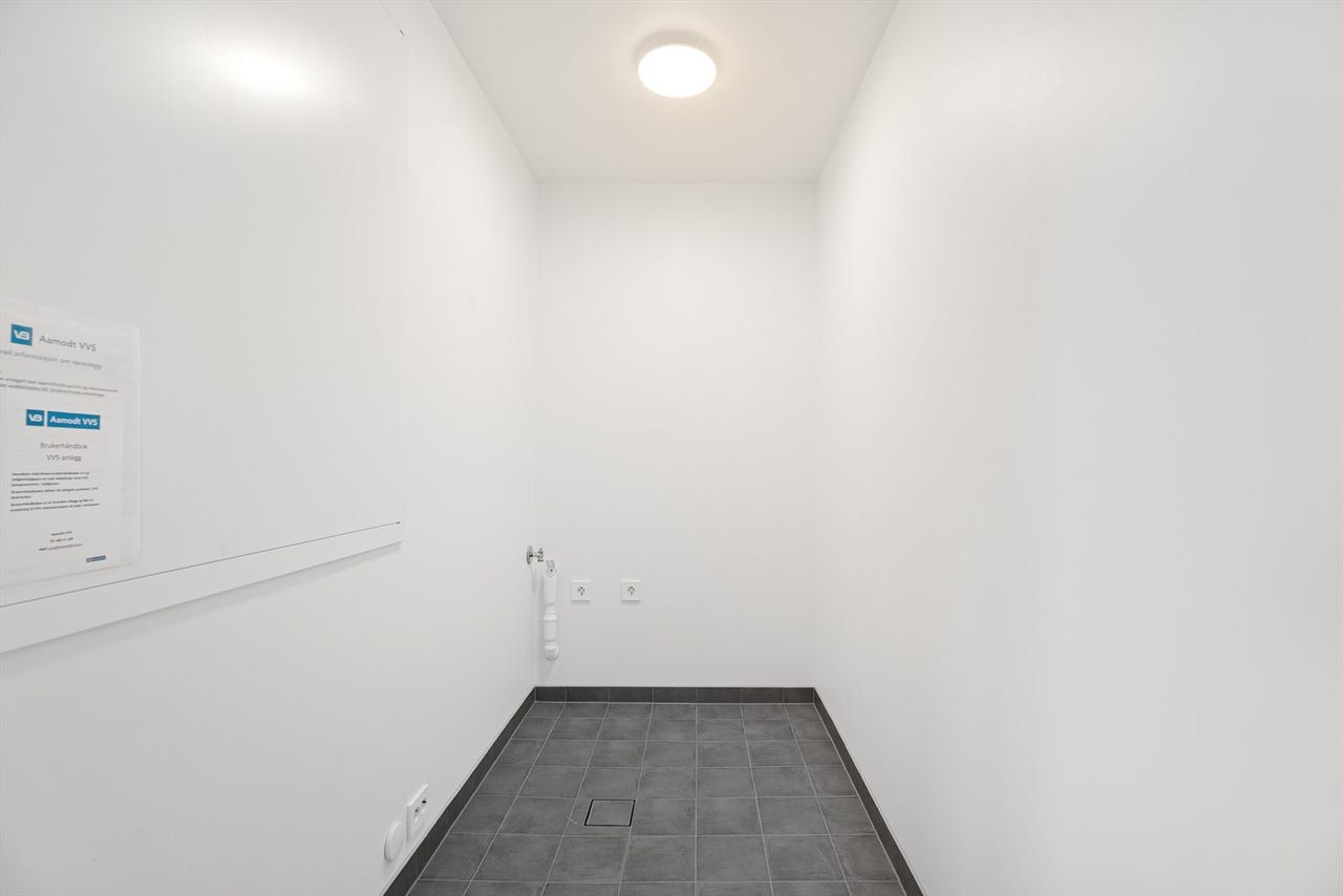 Eget vaskerom/bod fra soverom