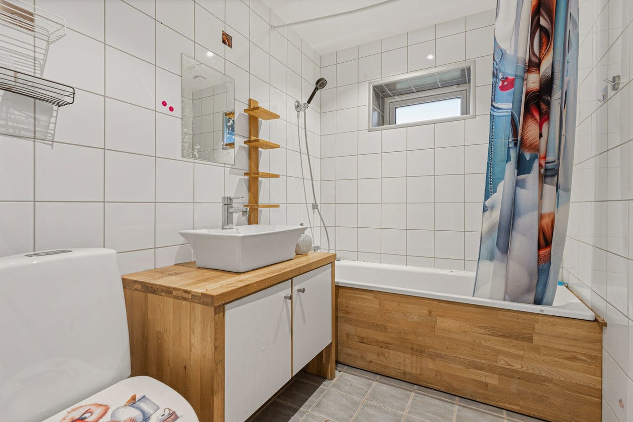 Bad i 1 etg. renovert i ca. 2009