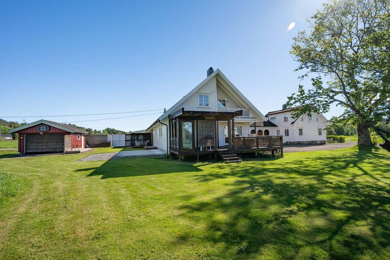 Stor gressplen innbyr til avslapning, lek og moro