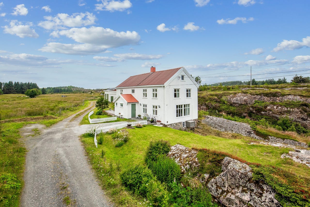 Idyllic smallholding in Sveggesundet