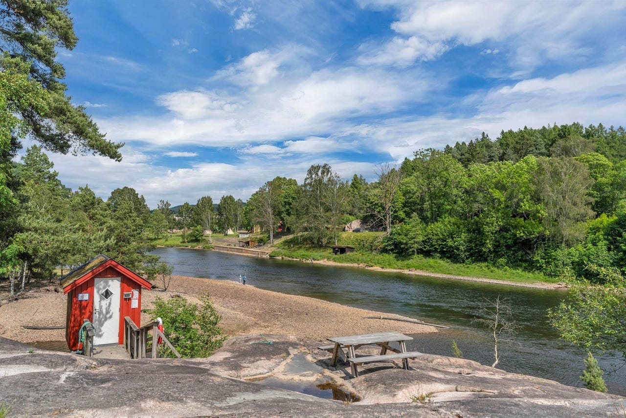 Fint friområde langs elva