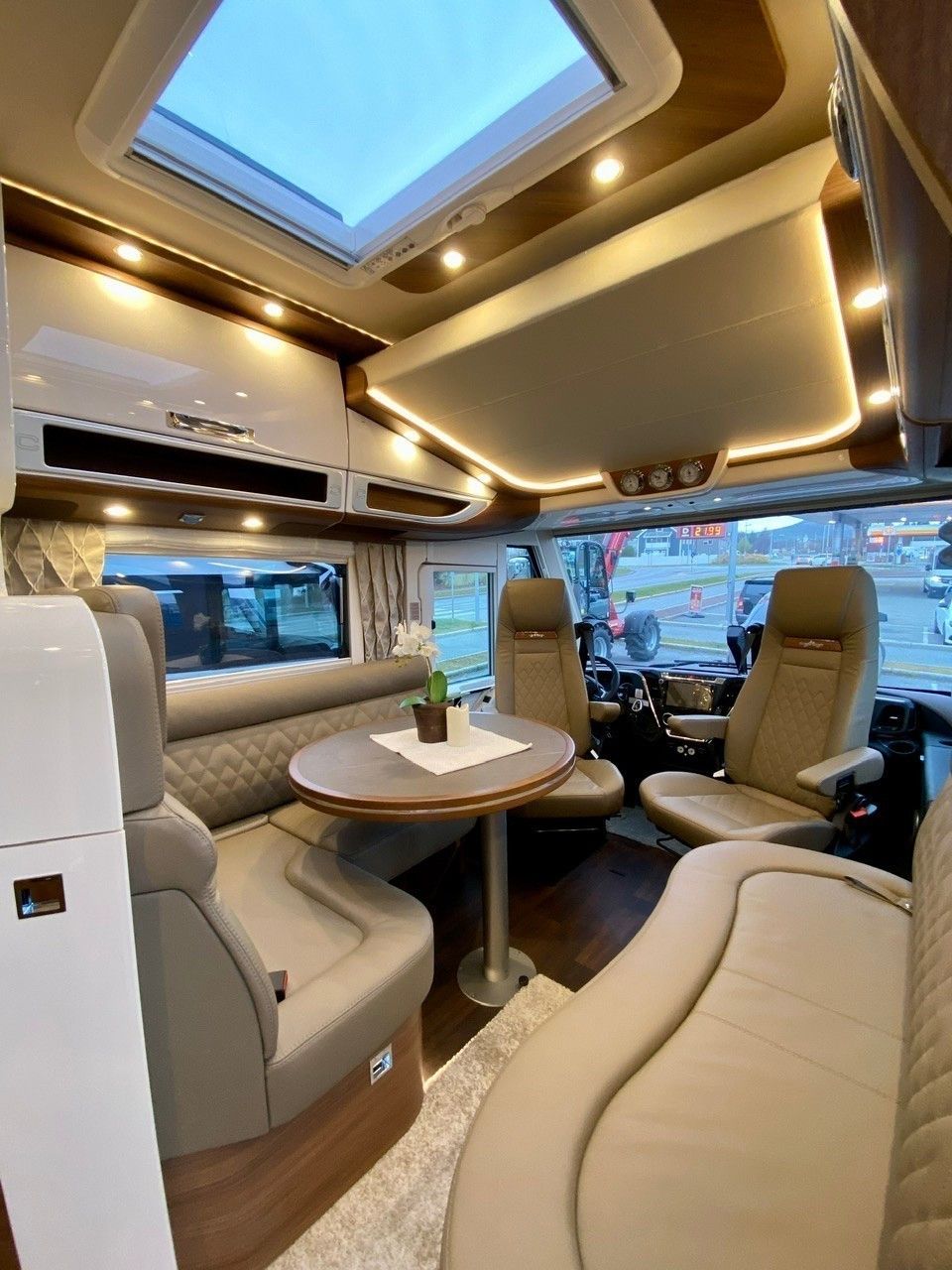 2513f9d2-b6de-4a52-9892-62eaf6726bbe