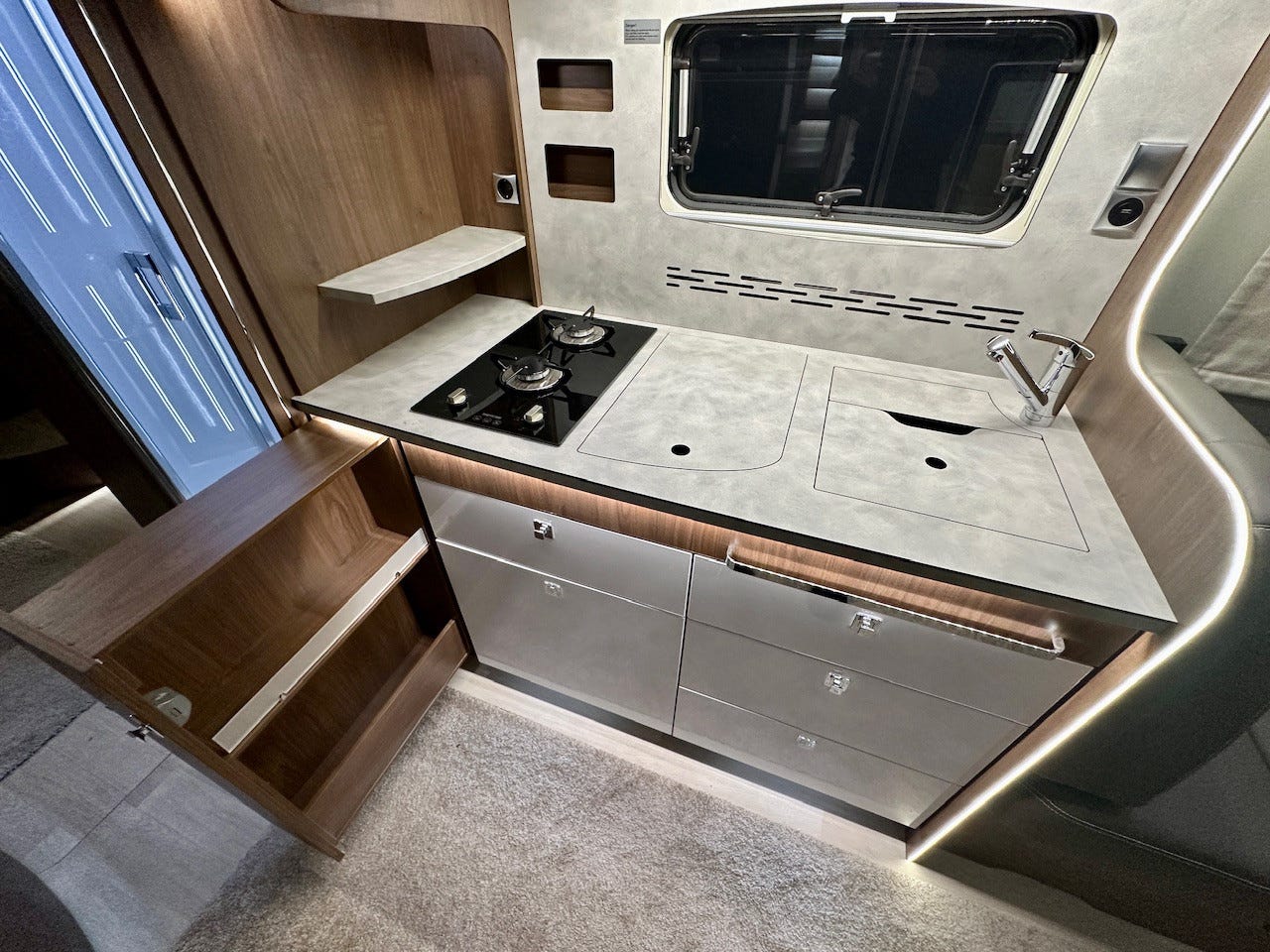 28933926-673e-4456-8f69-182834a62f3e