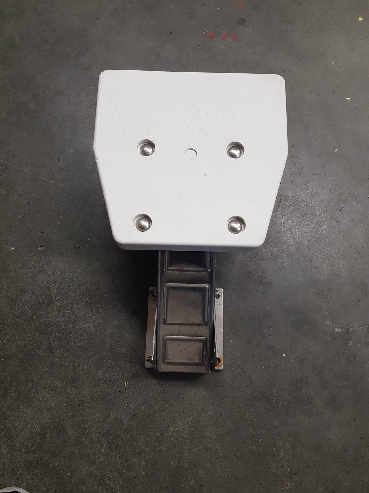 Brakett for Påhengsmotor | FINN-torget