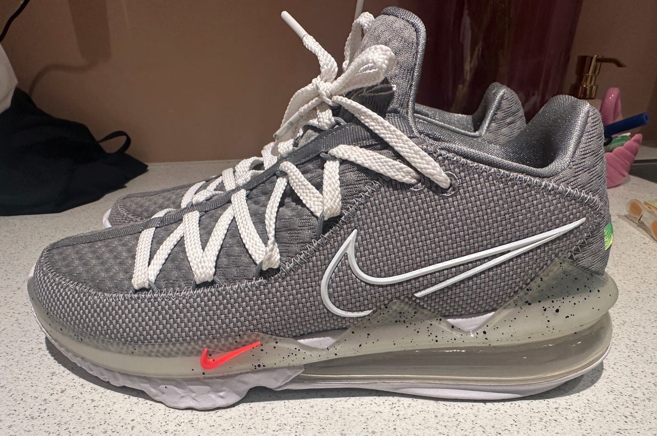 Low Particle Grey Lebron 17 Low Gray Nike LeBron 17 Low 'Particle