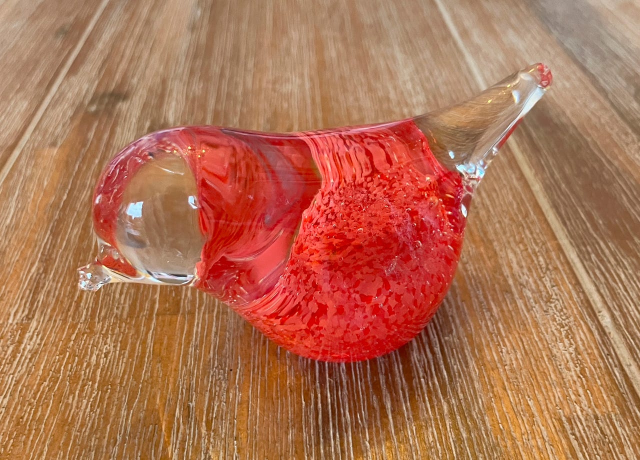 Rød fugl i glass | FINN-torget