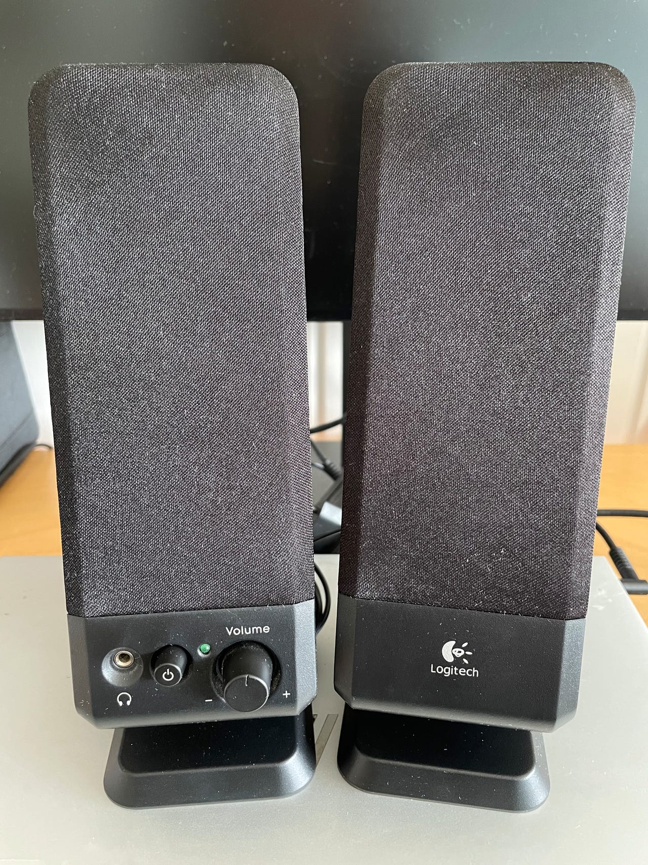 Logitech R-10 Speakers | FINN-torget