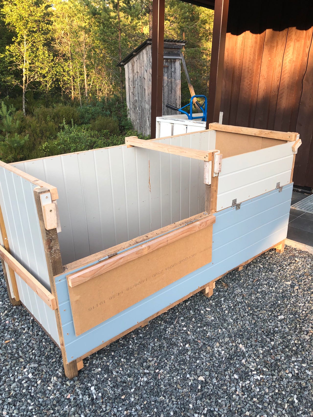 vedkasse-gis-bort-mot-henting-finn-torget