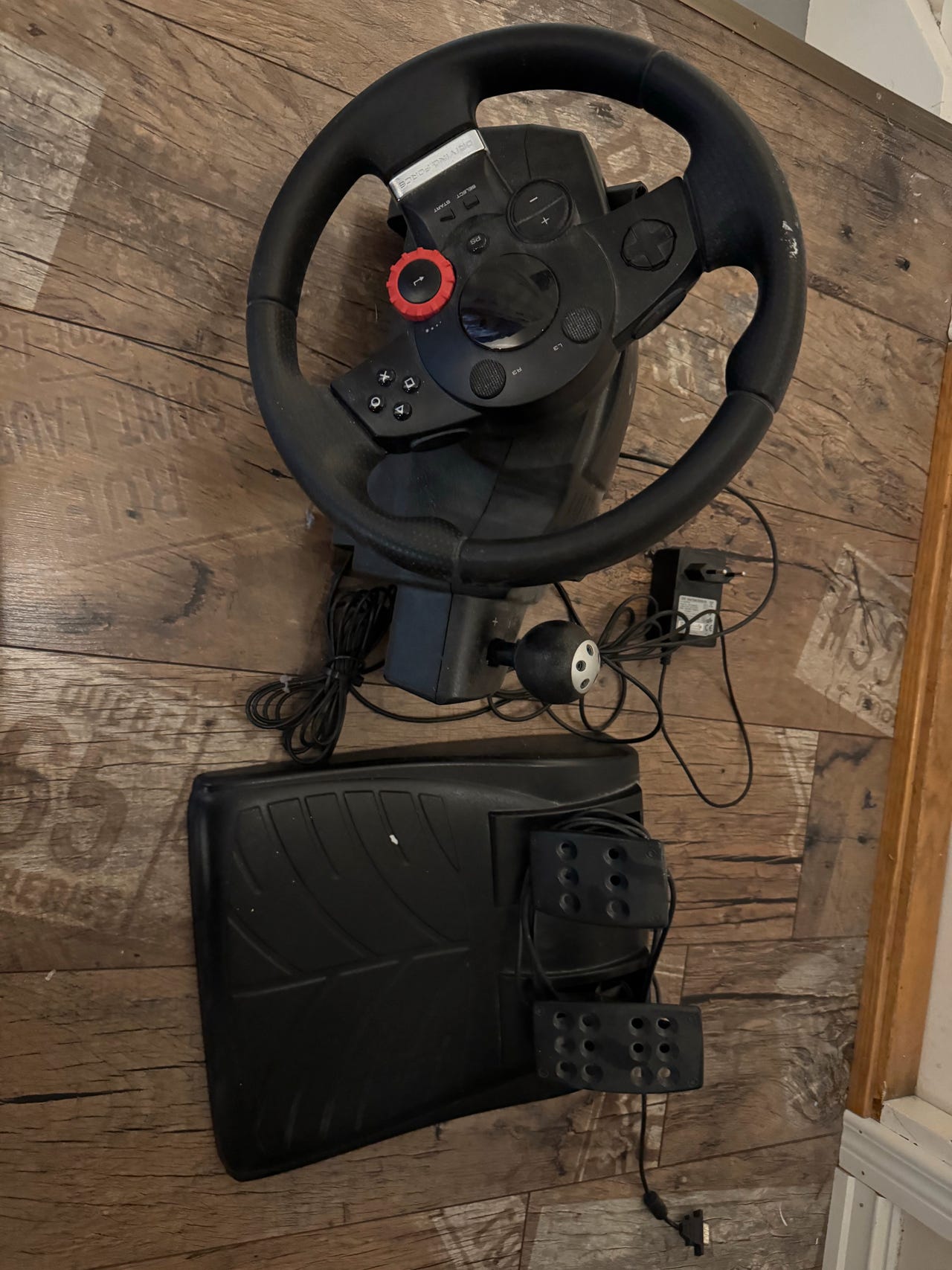 Logitech Driving Force GT - Ratt og pedaler | FINN-torget