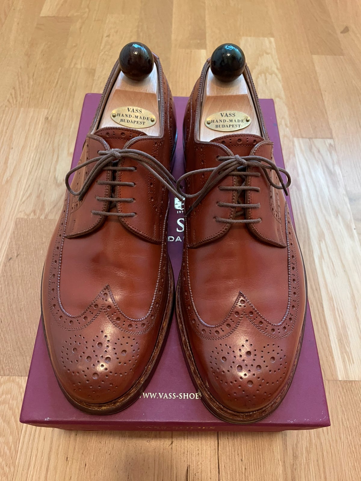 Budapestere av László Vass FINN-torget