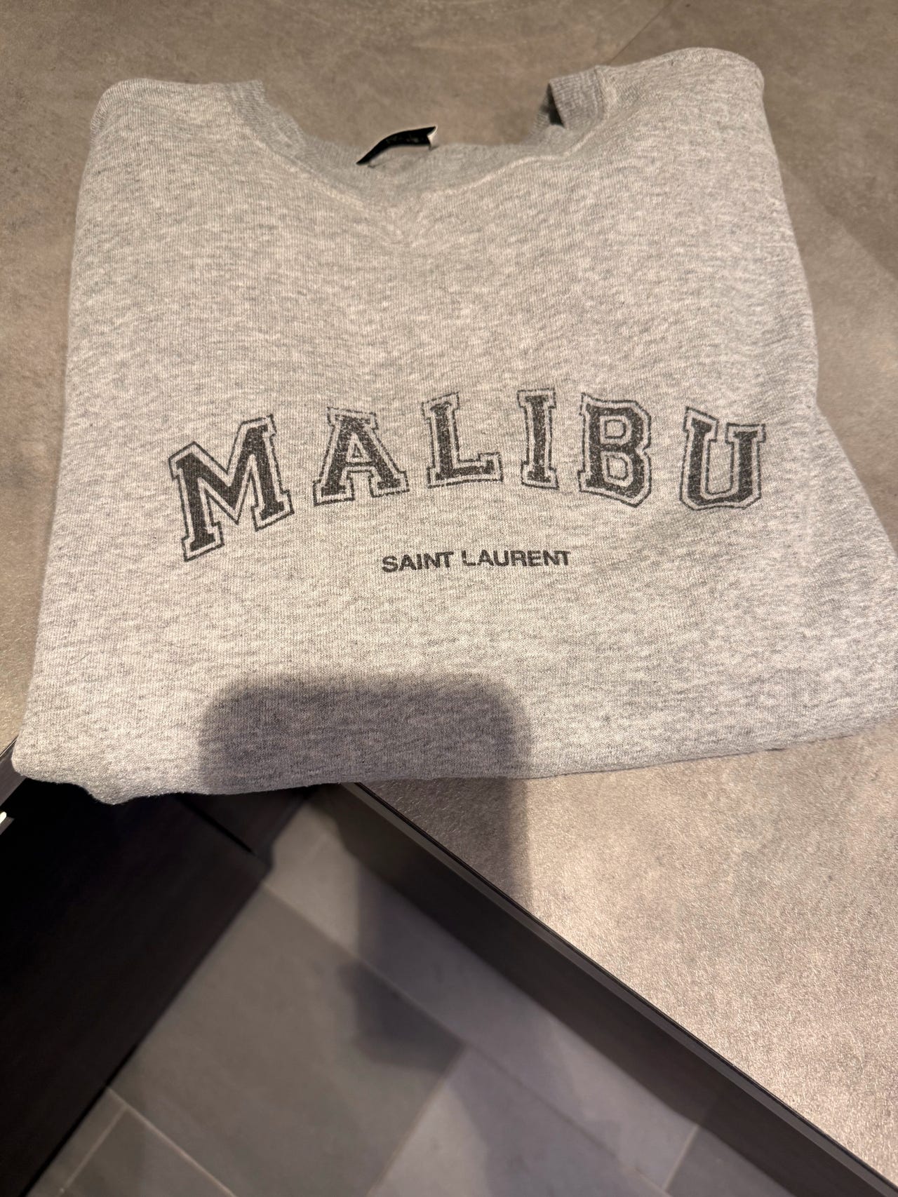 Saint Laurent Malibu Genser Herre FINN-torget