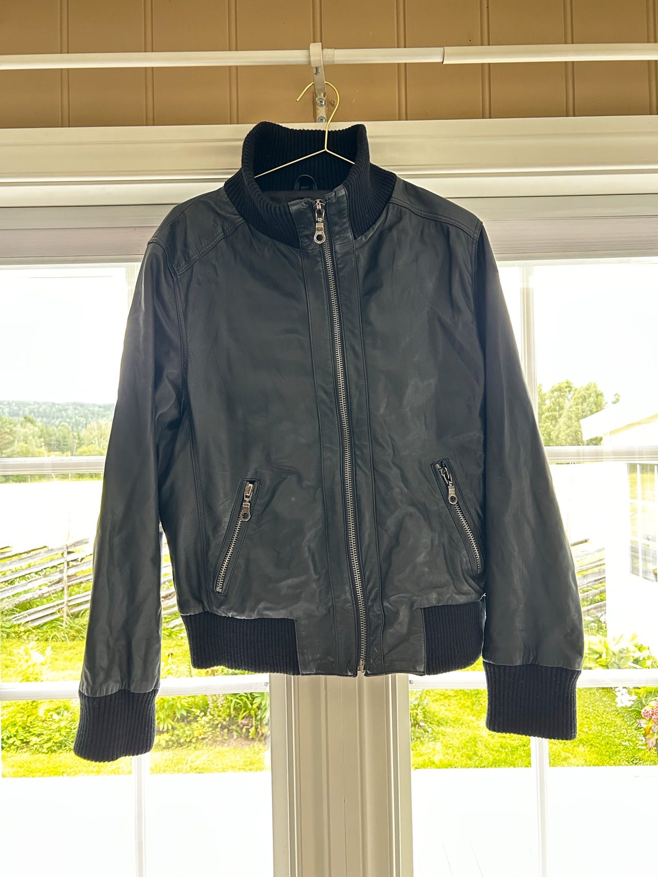 Skinnjakke fra Leather By Alexander (Str. 50) | FINN-torget