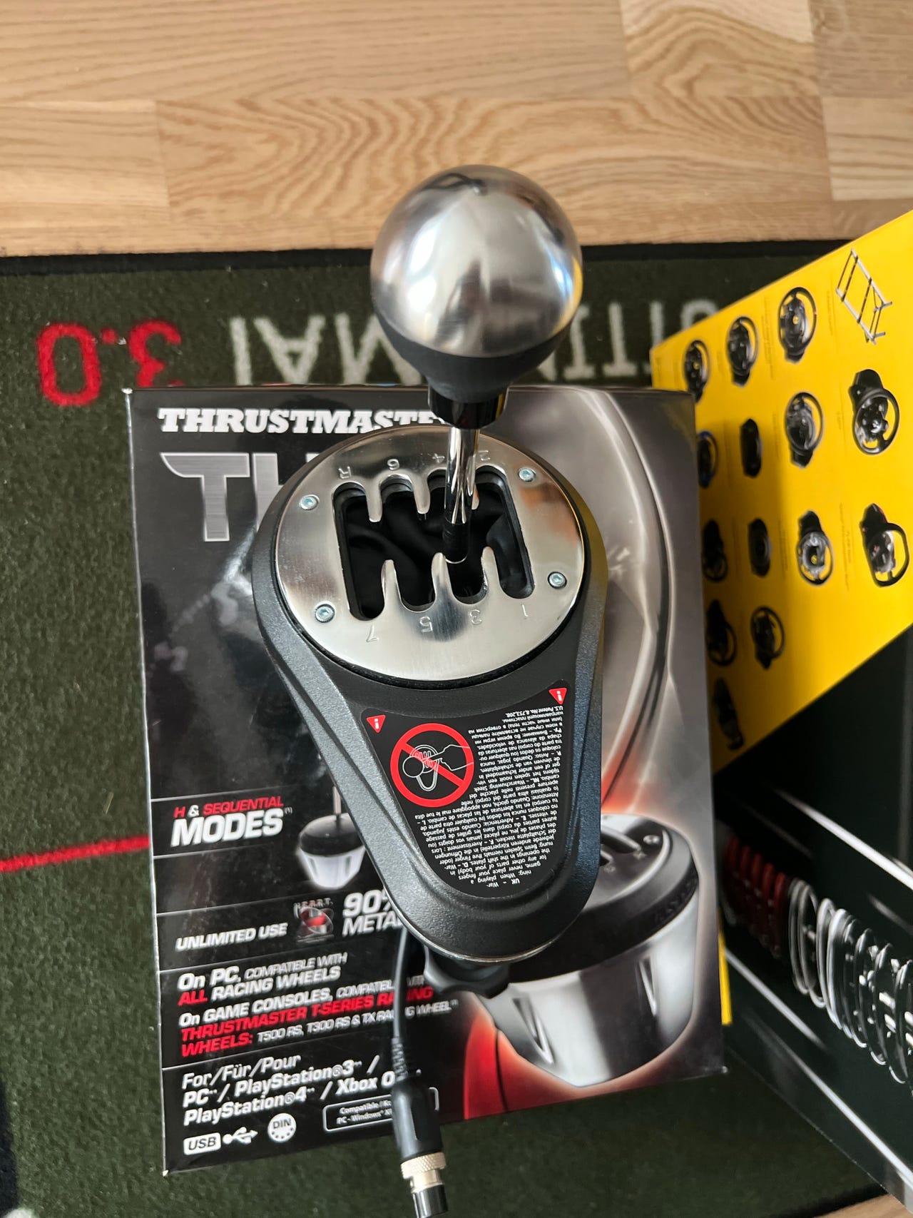 Thrustmaster TH8A add on shifter | FINN-torget