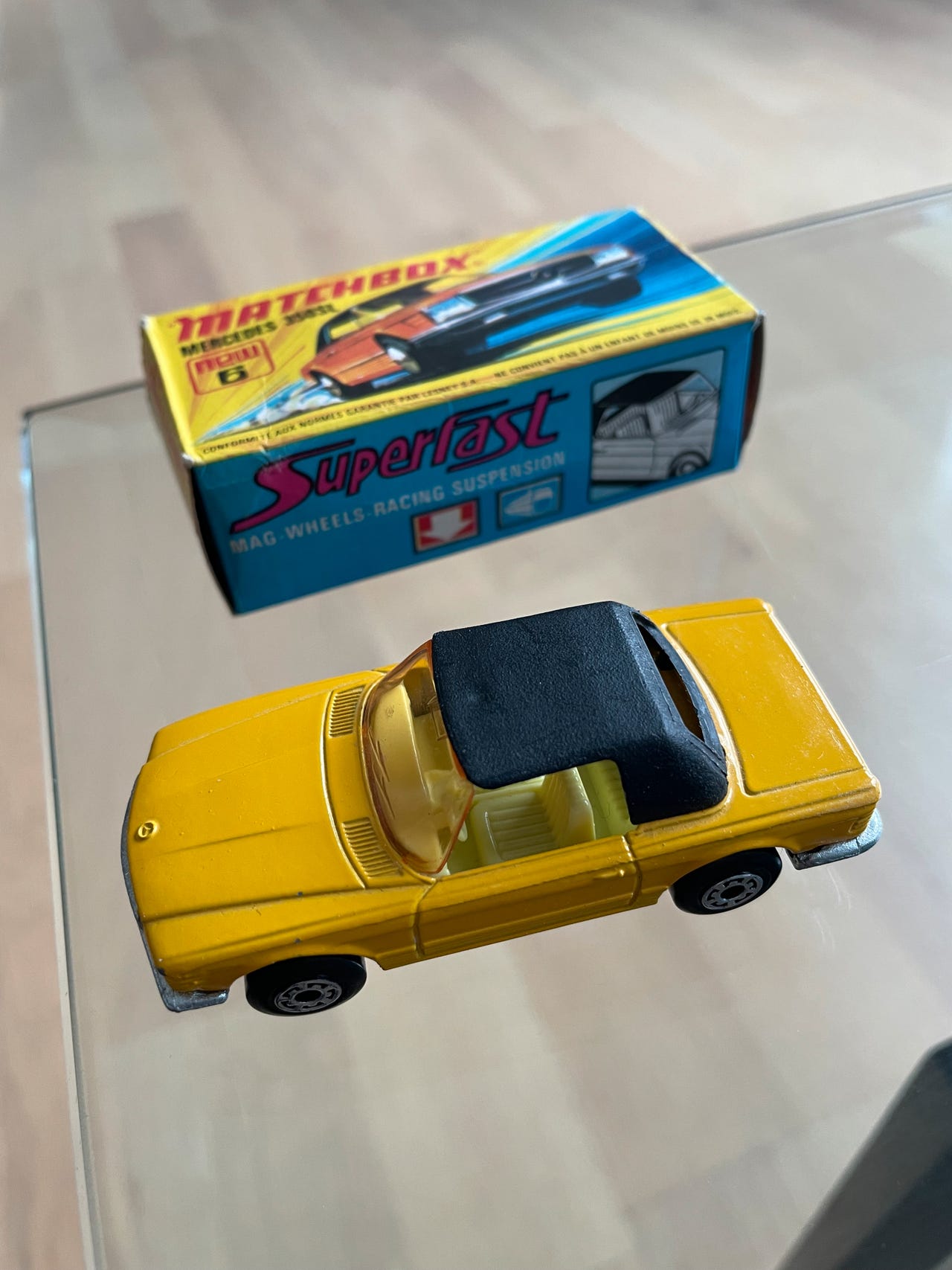 MATCHBOX MB 56 Mercedes 450 SEL taxi avec sa boite d'origine EUR 15,00 - FR