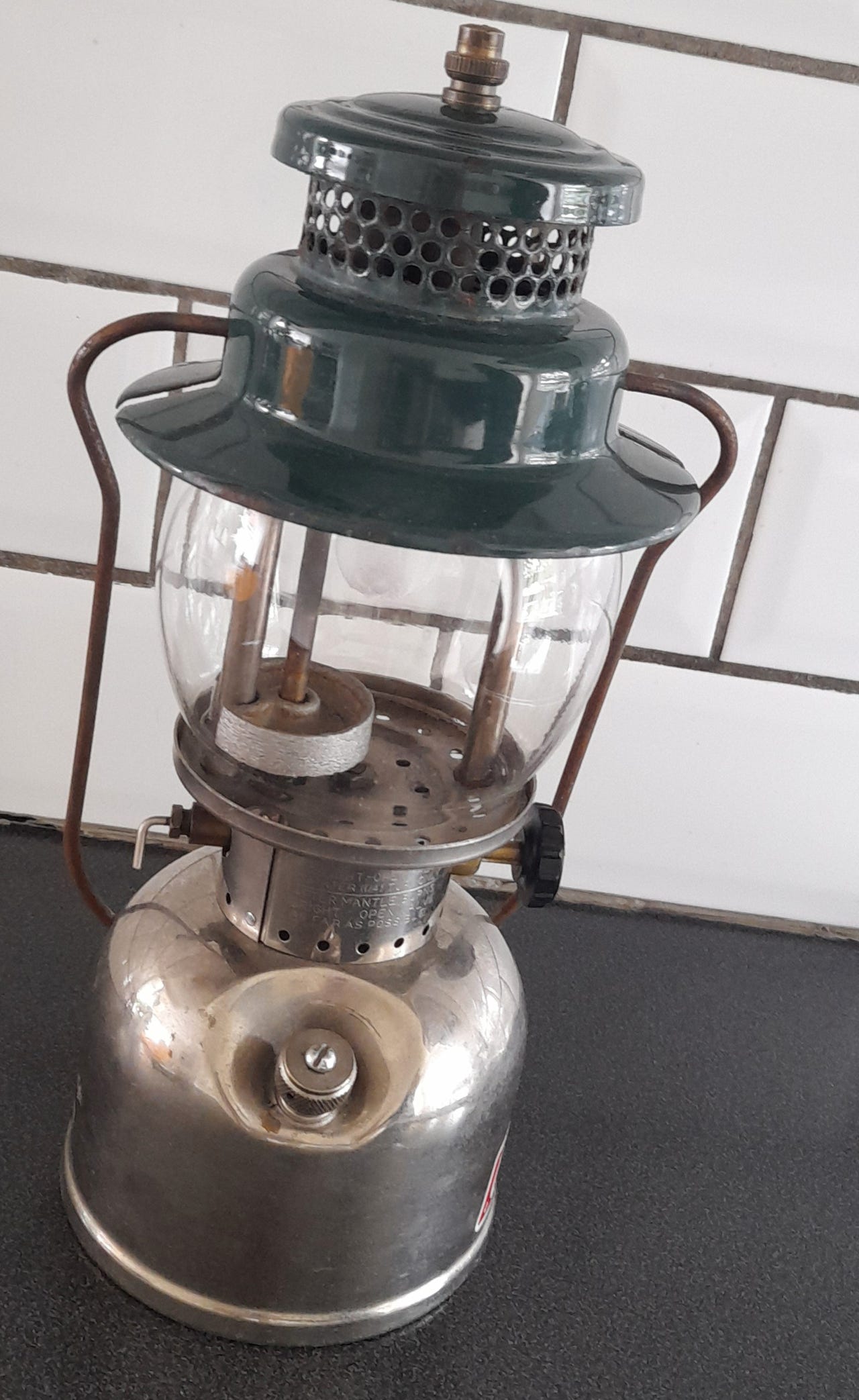 Lanterne Coleman Frontier PZ - Lampe De Camping Compacte - Neuve Sous Emballage
