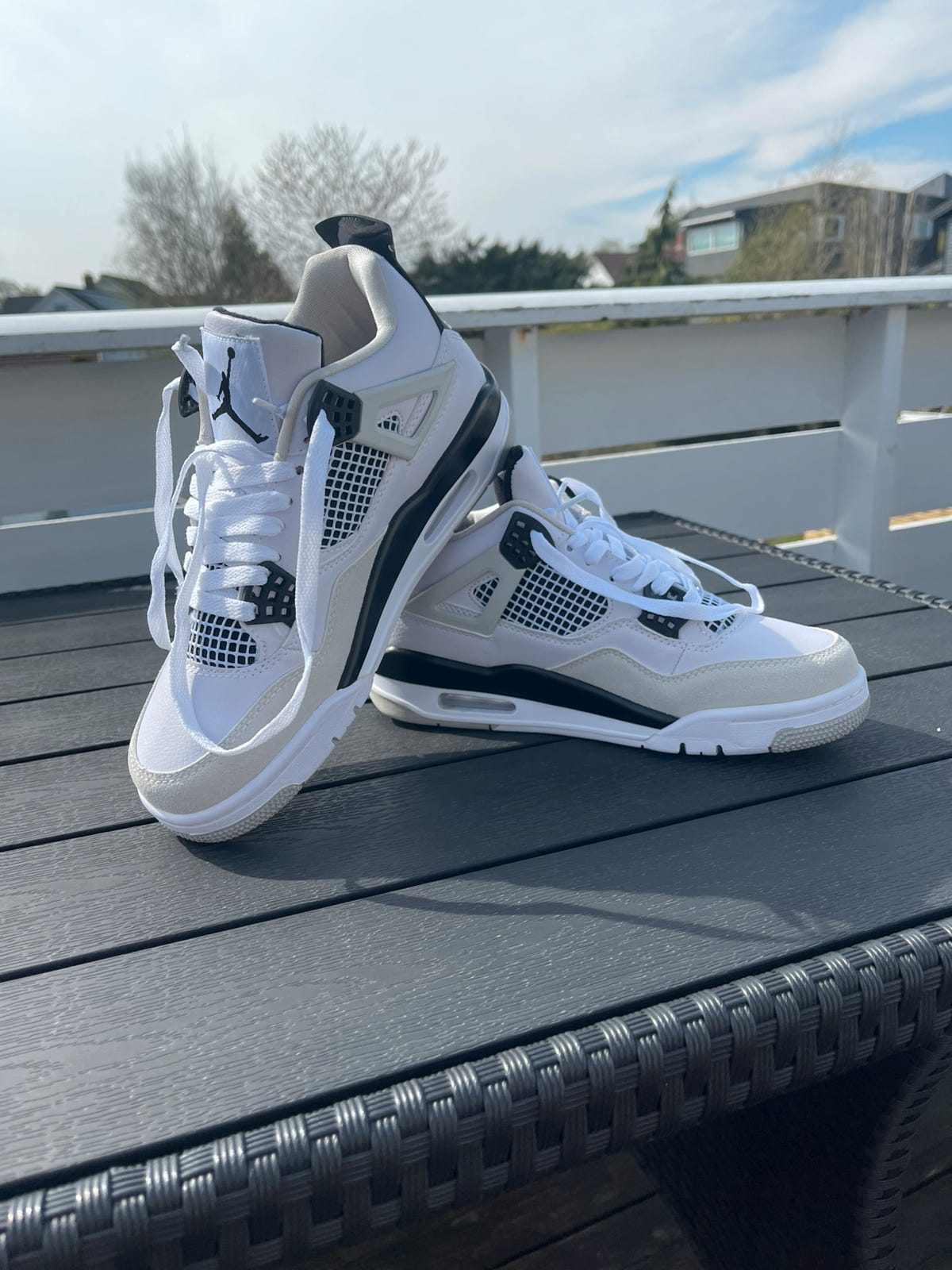 Jordan 4 military black | FINN-torget