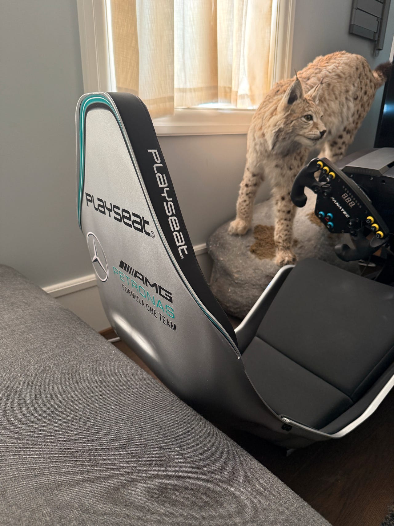 Simracing rigg – Playseat Mercedes F1 Edition + Fanatec DD-sett ...