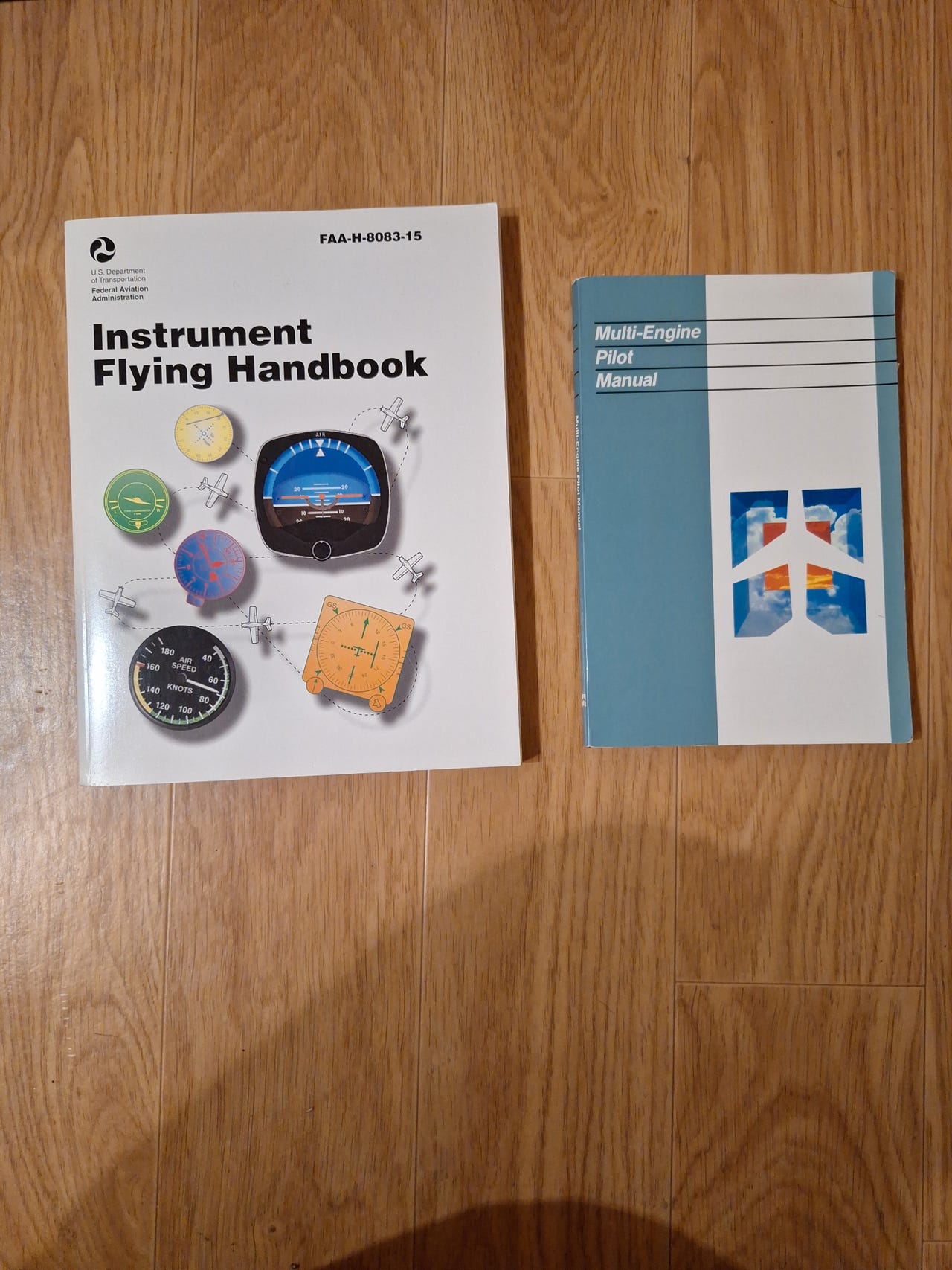 FAA Instrument Flying Handbook, multi engine pilot manual | FINN-torget