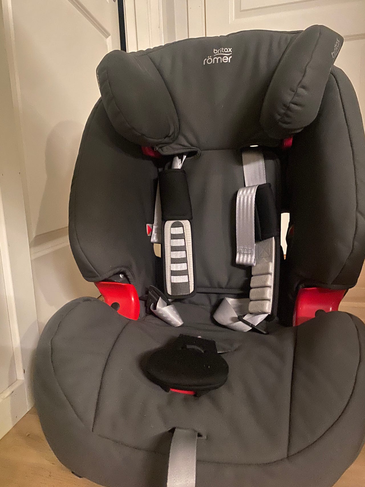 Britax Römer Bilsete | FINN-torget