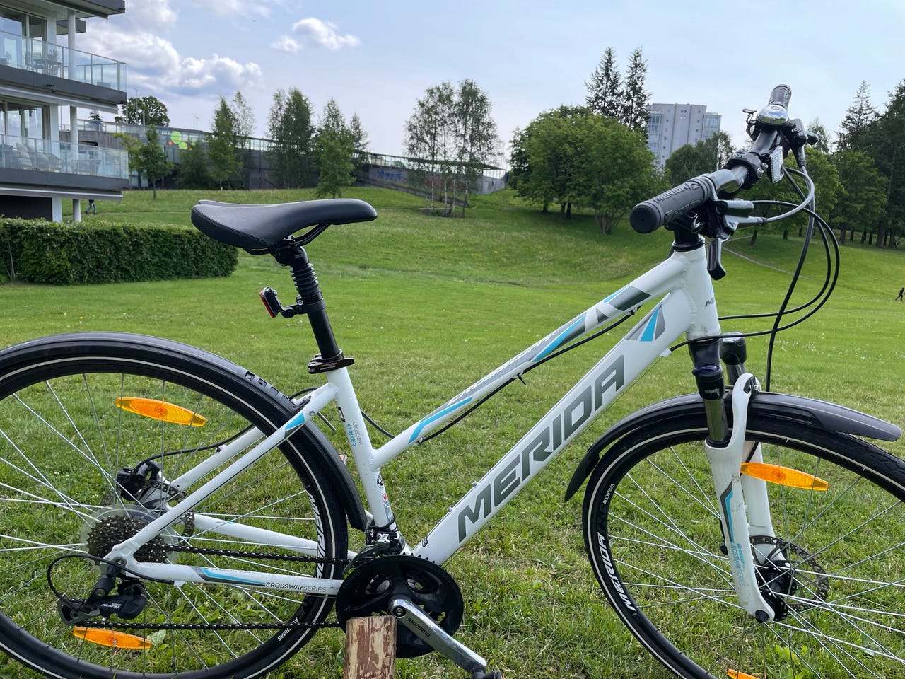 merida-hybrid-damesykkel-finn-torget