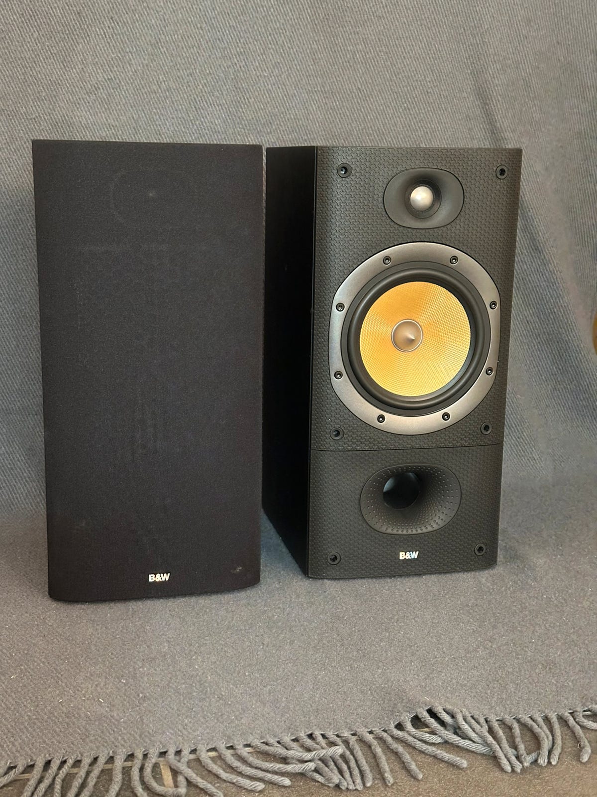 B&W DM 602 S3 – Høyttalere med fet lyd | FINN-torget