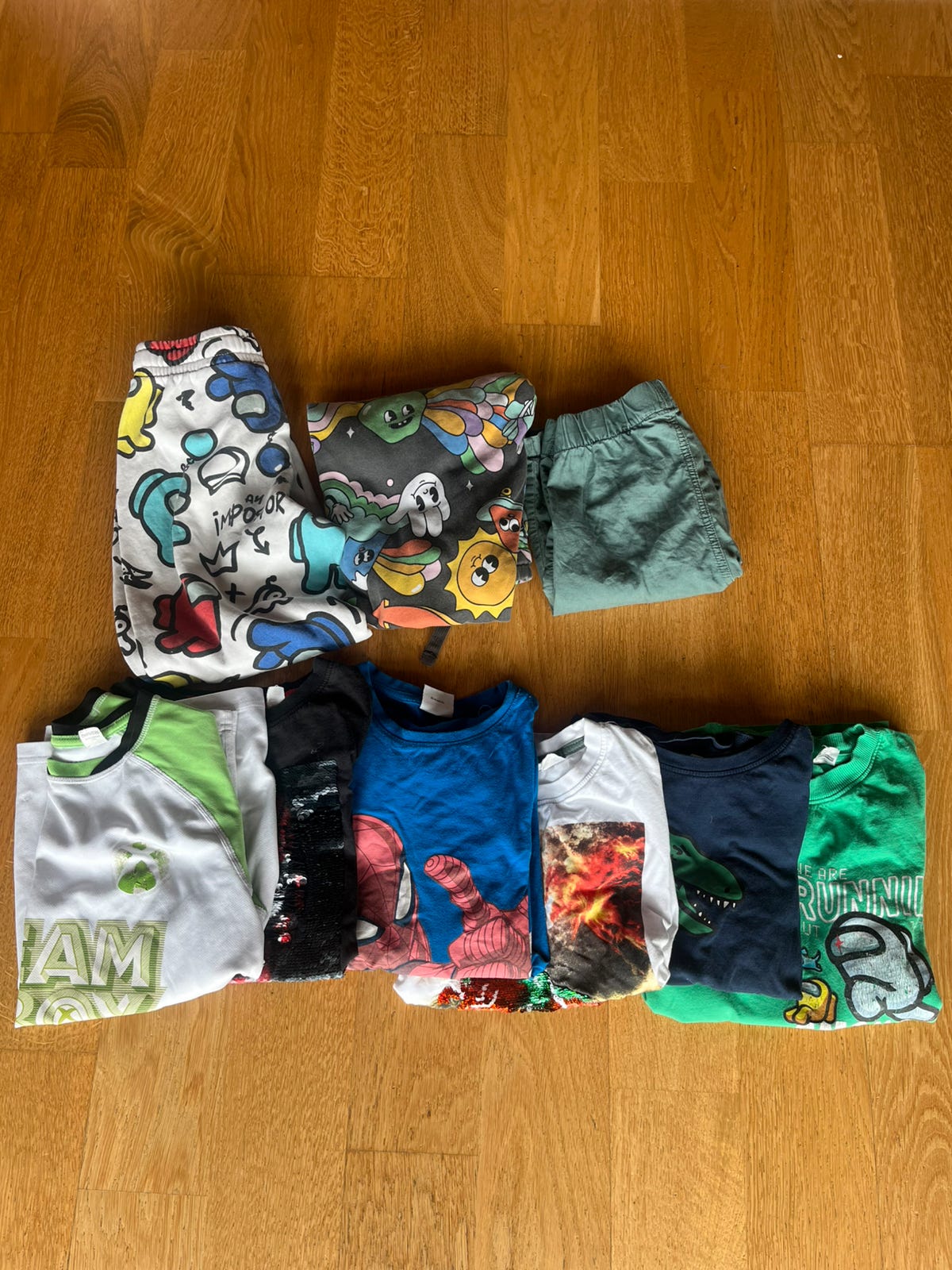 RESERVERT Klær til gutt str 122/128 | FINN-torget