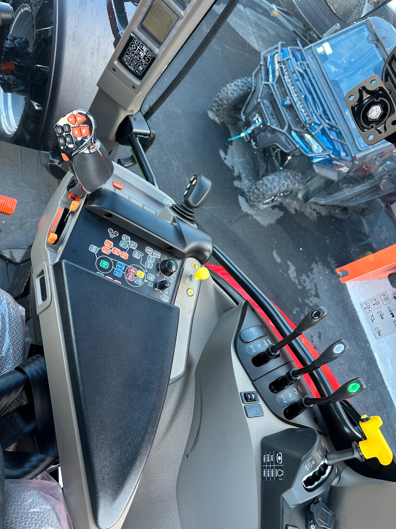 83a5ab9b-3f2d-4bb1-ba9c-2ce3f40ac5b2