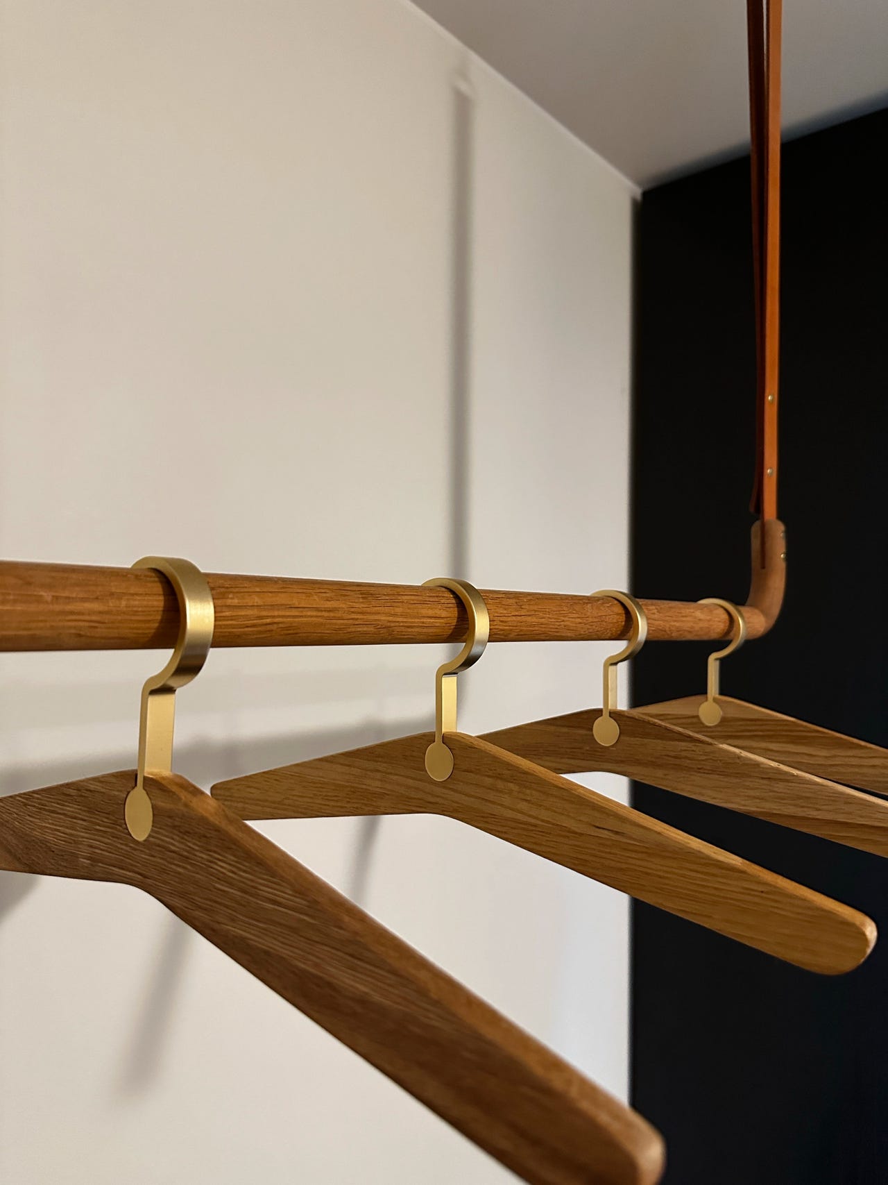 Bolia Trapeze Clothes Rack inkl. 4 hengere | FINN-torget