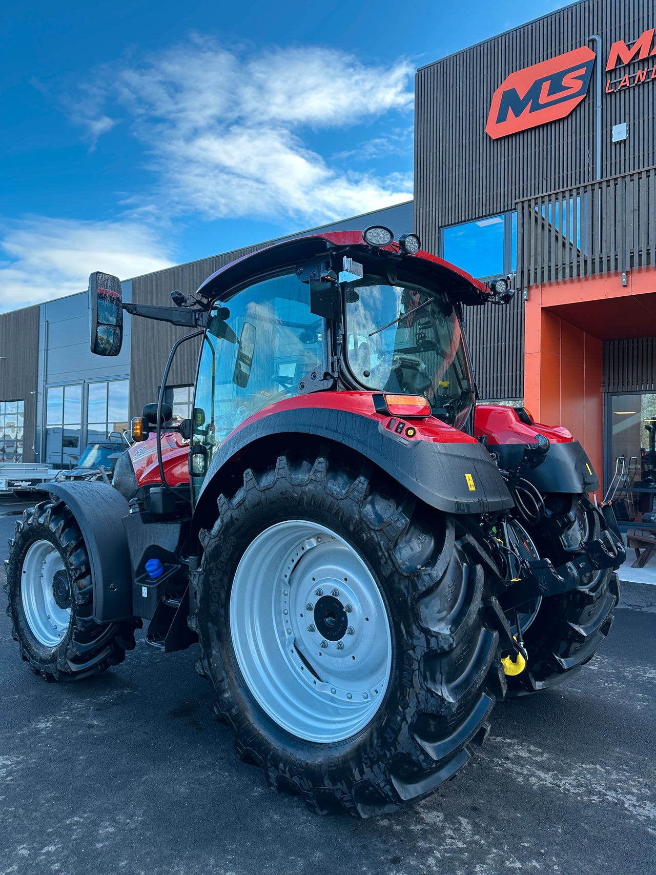 8b0da456-1af8-4b4c-82b7-aefb4337fd99