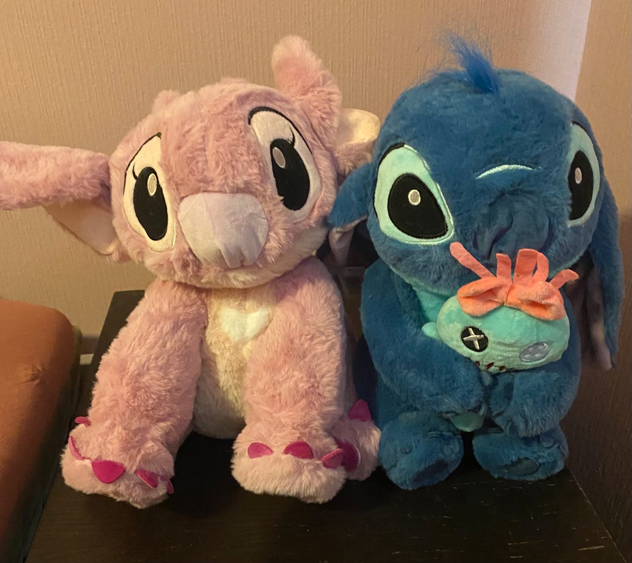 Stitch og Angel bamse selges