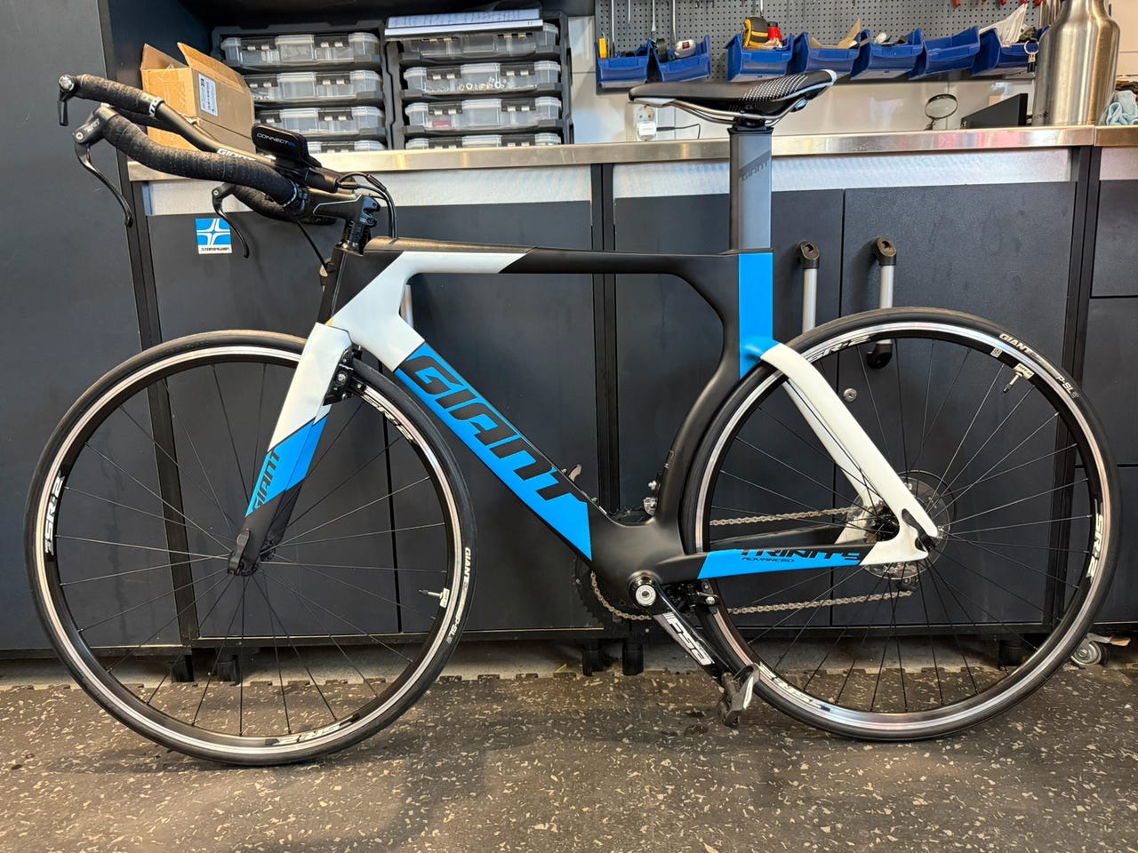 Giant Trinity Advanced «ny» (Byttes med snill landevei sykkel