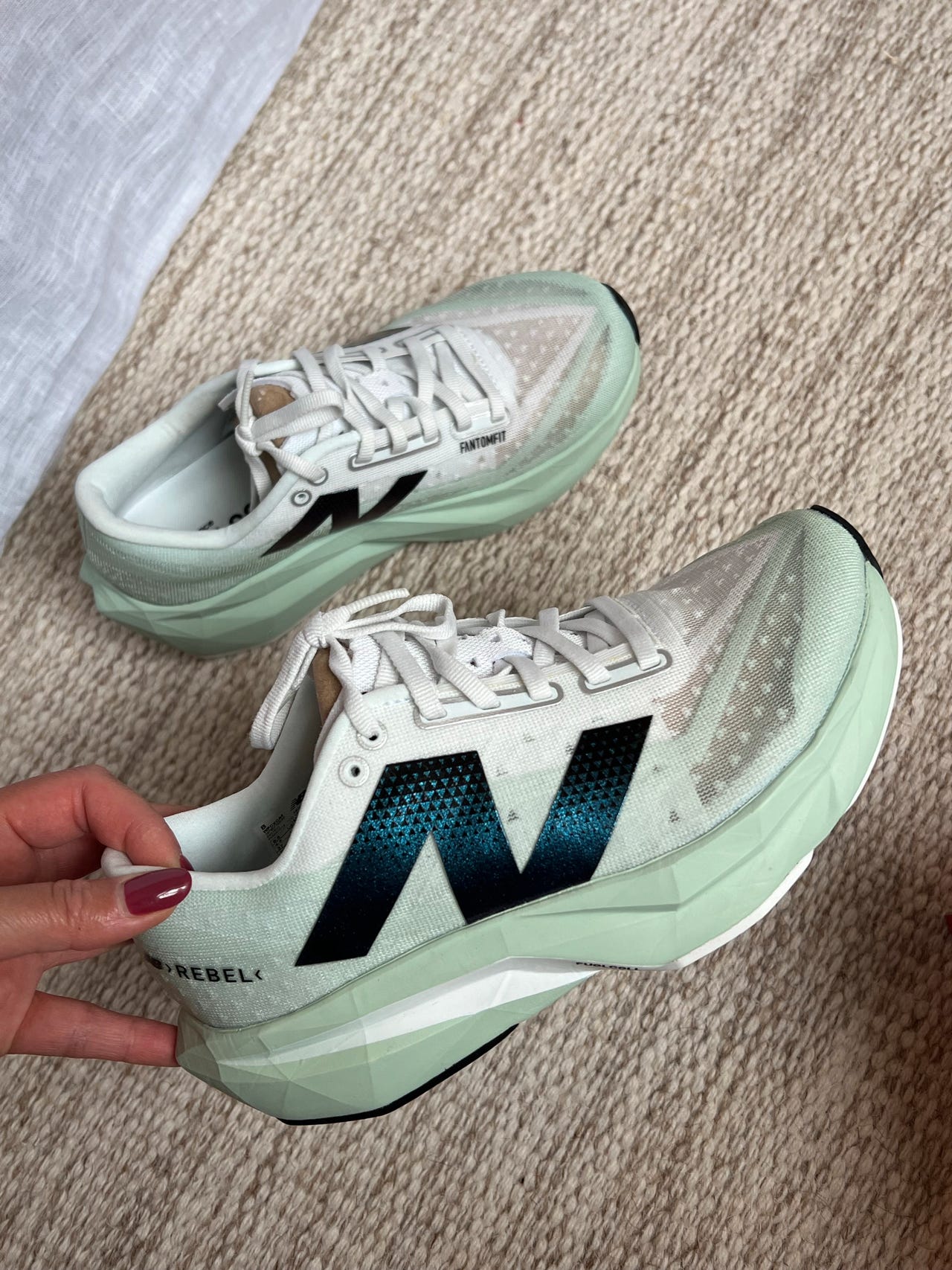 New Balance FuelCell Rebel V4 FINN-torget