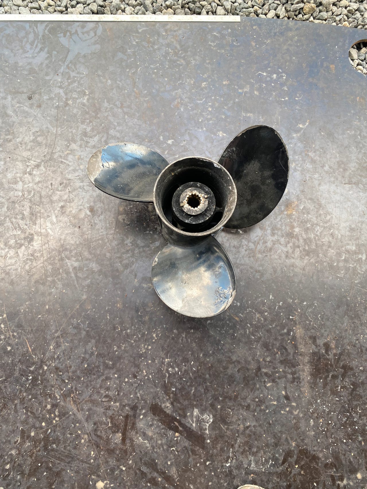 Mercury Propell 14.25x21 selges 500kr | FINN-torget