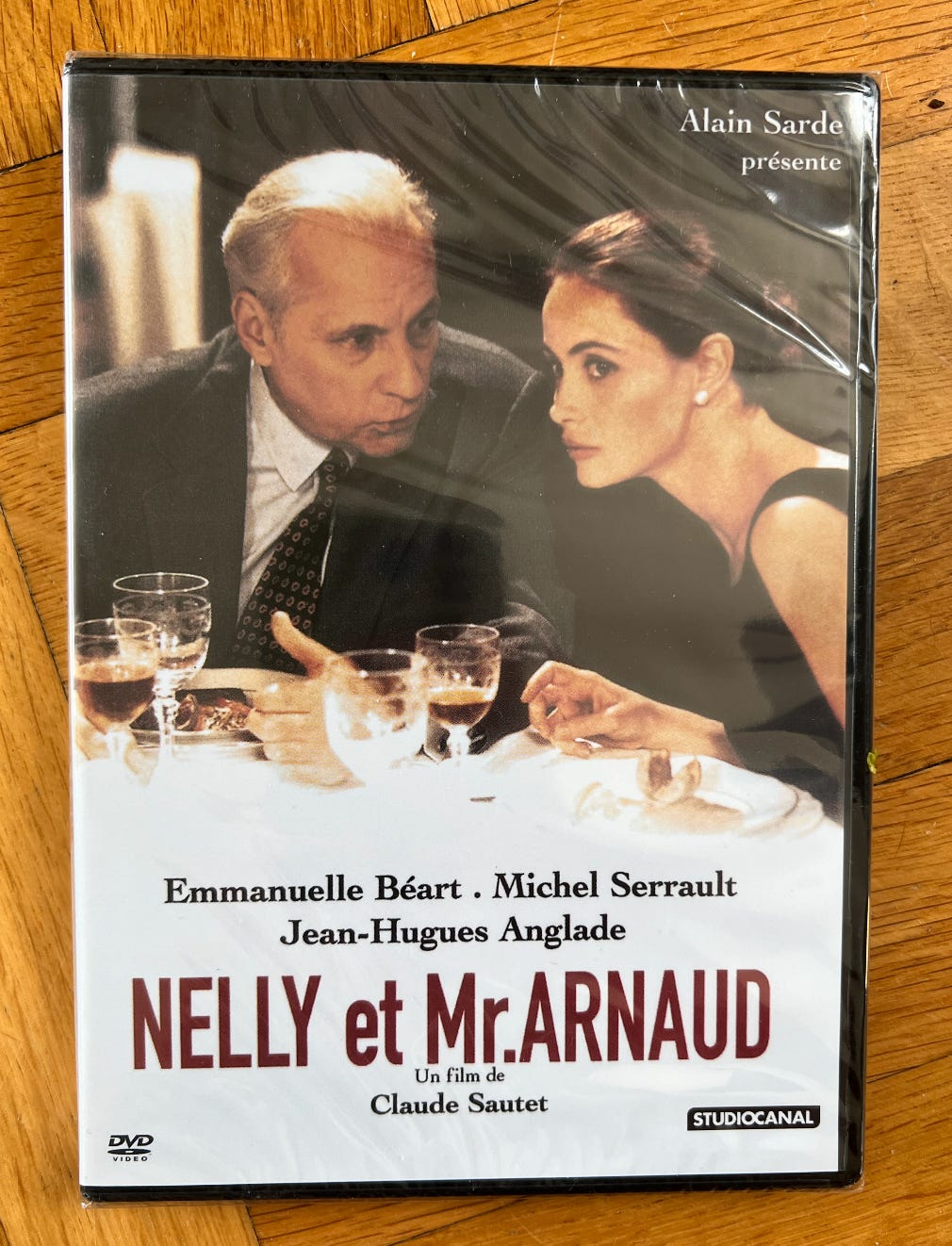 (未使用･未開封品)Nelly and Monsieur Arnaud [DVD] Amazon.com: Nelly & Monsieur Arnaud : Beart, Serrault