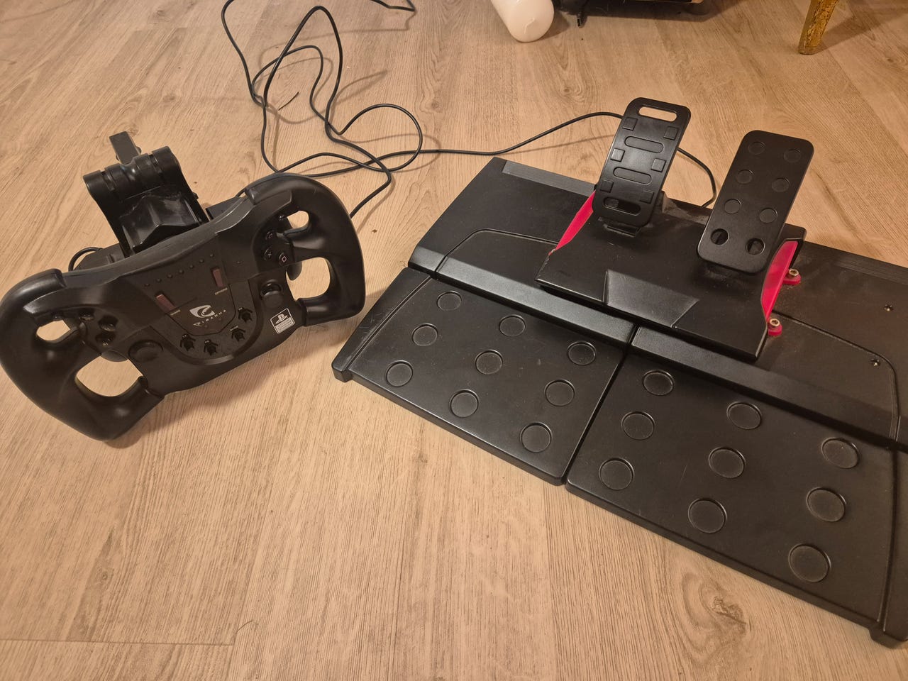 Racing ratt og pedalsett til PS4 | FINN-torget