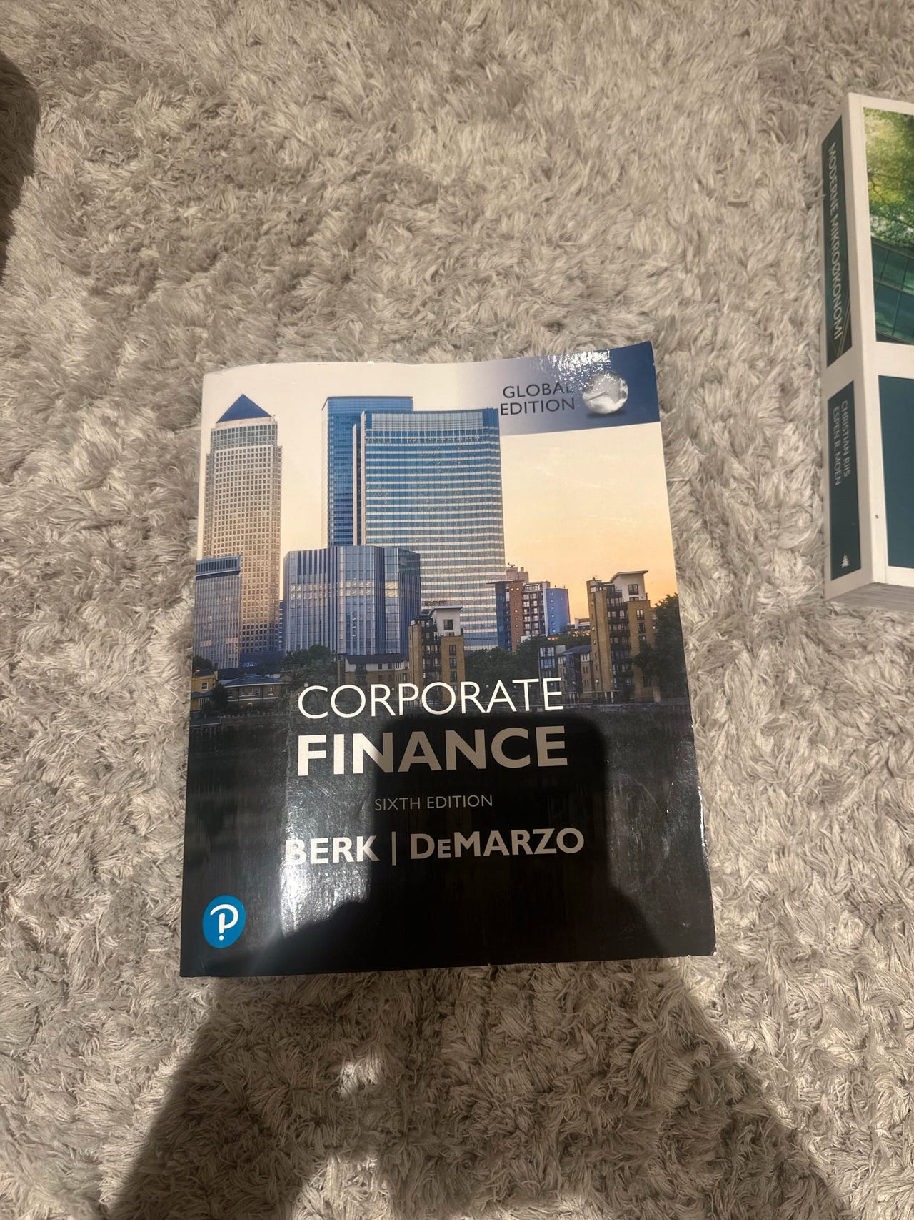 ビジネス・経済 Corporate Finance Global Edition ( 5 ed) Corporate Finance, Global 5th Edition pdf by med textbooks