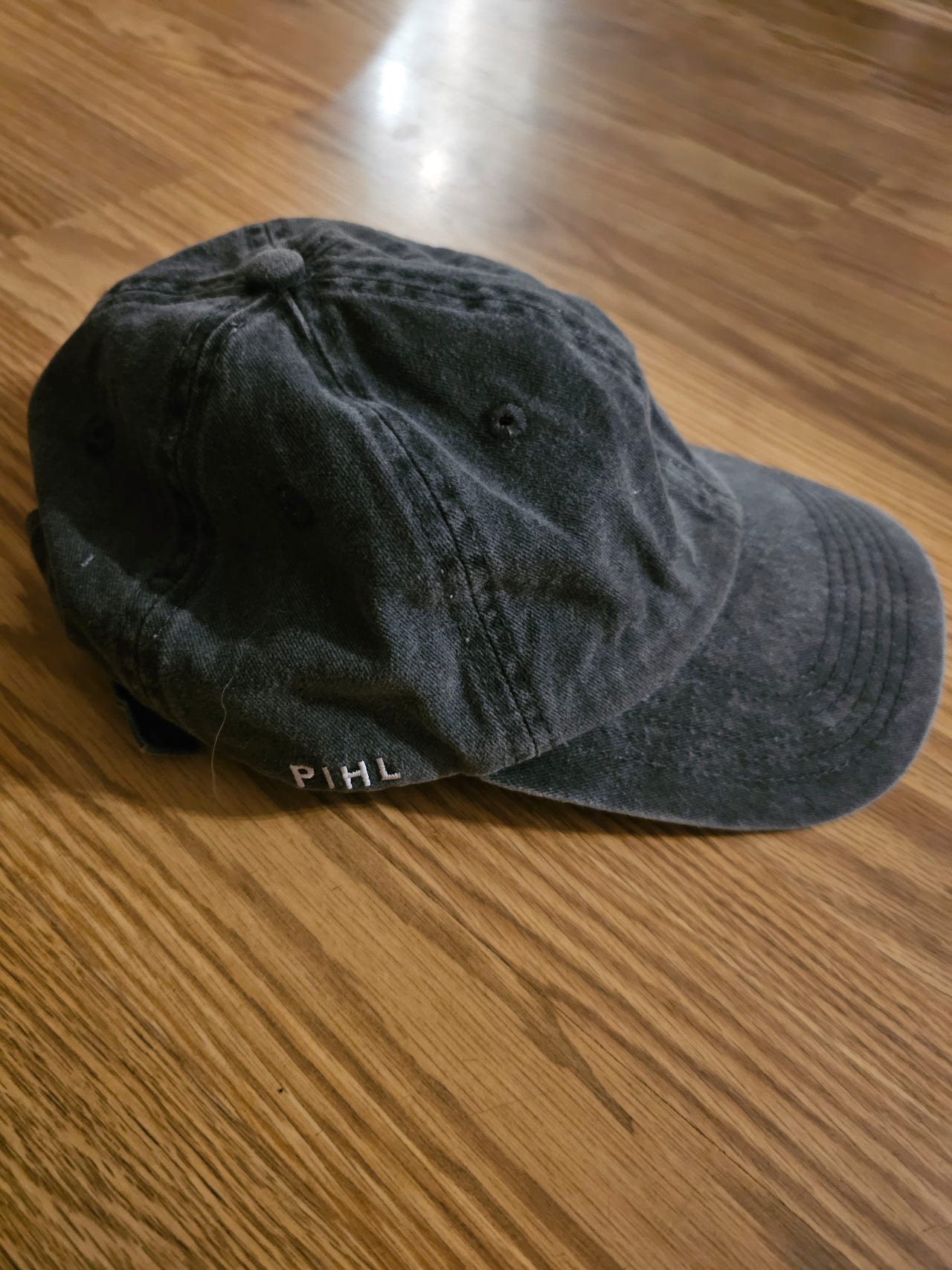 Camilla Pihl caps | FINN-torget
