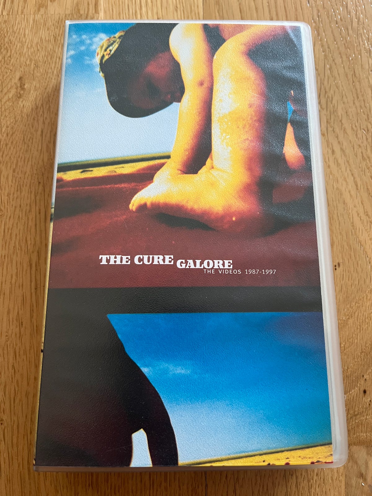 VHS - The Cure «Galore - The Videos 1987-1997» | FINN-torget