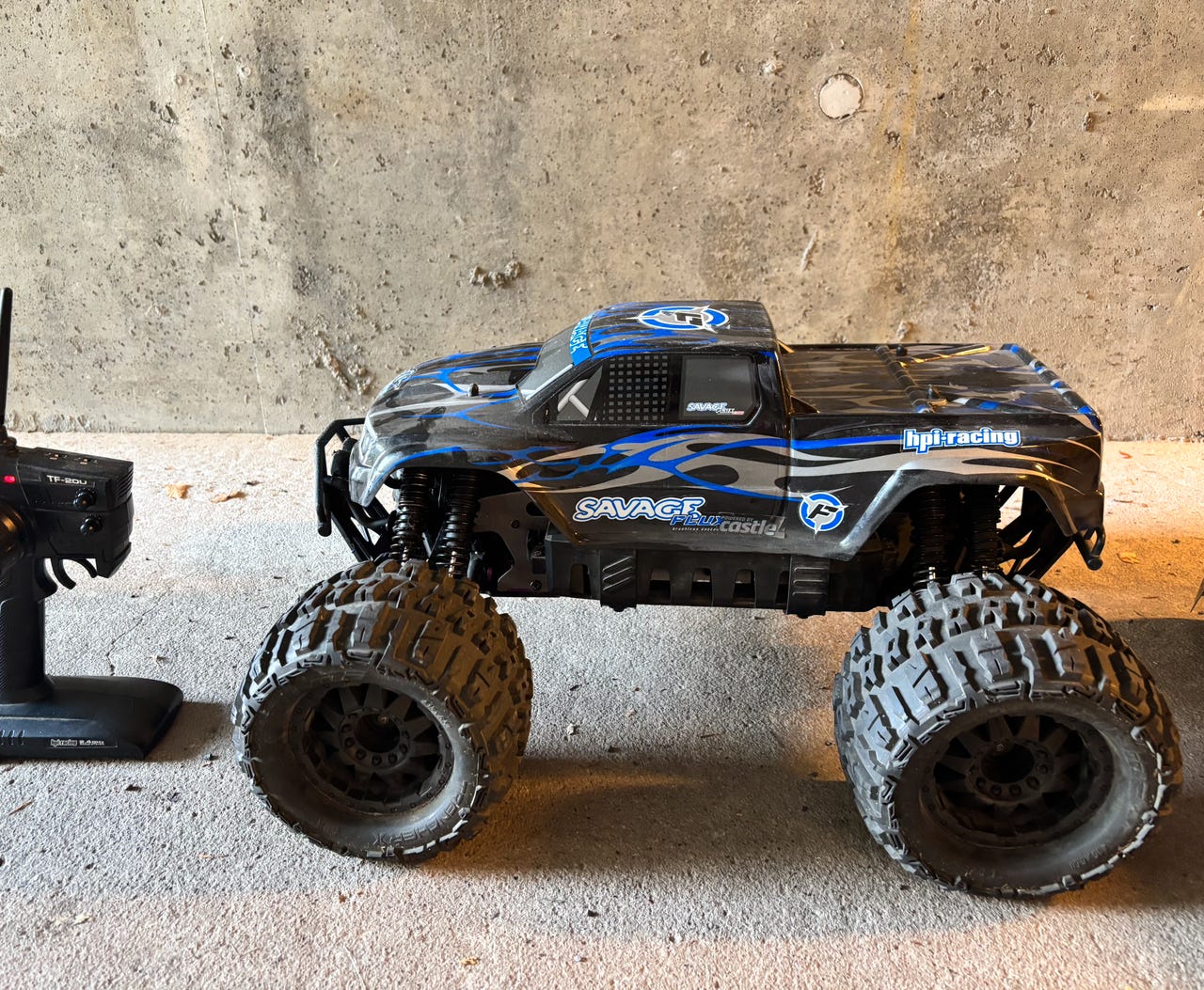 Hpi Savage Flux HP 1/8 Monstertruck FINN-torget