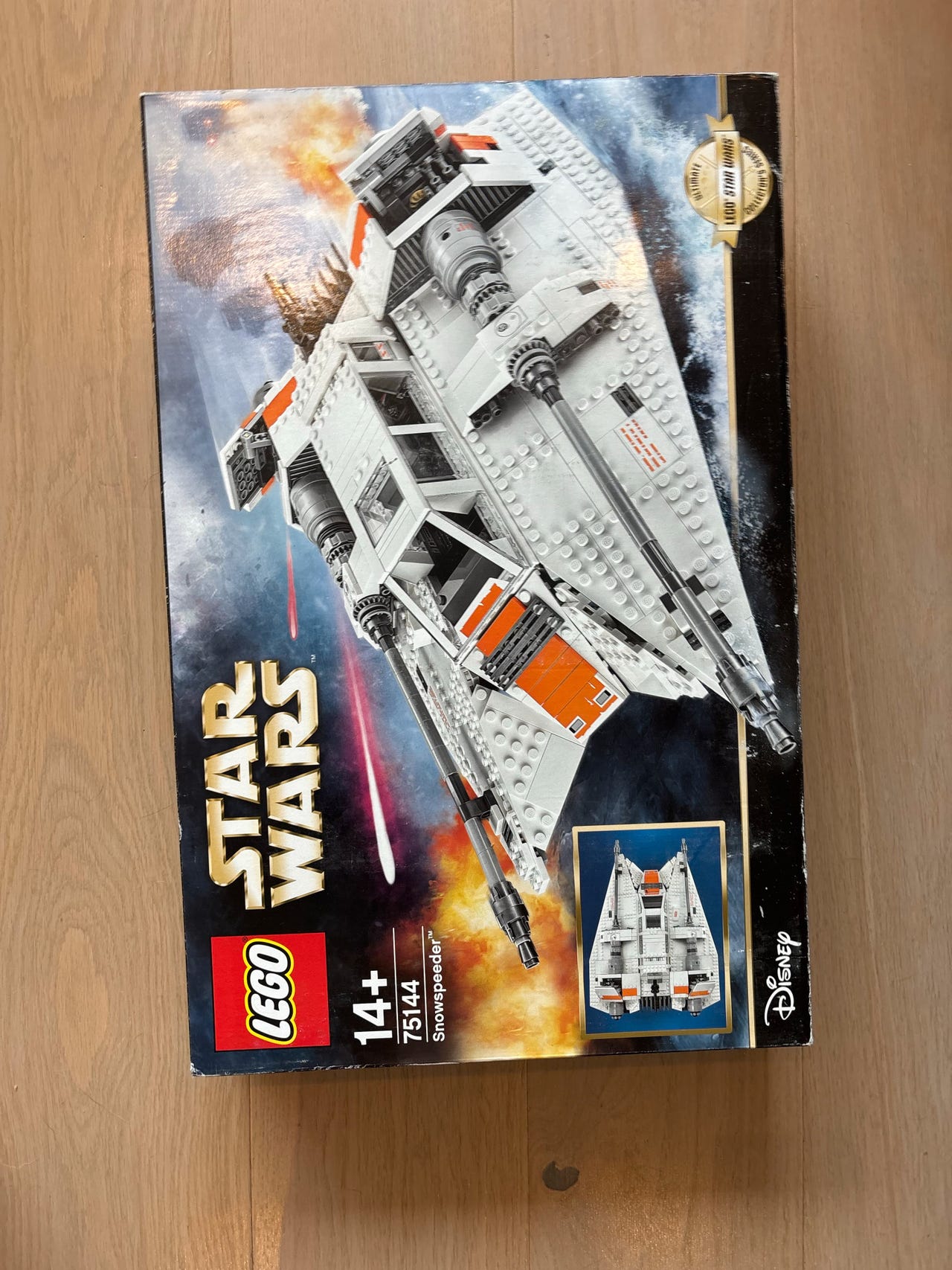 Ucs Lego Snowspeeder 2014 LEGO Star Wars Snowspeeder UCS 75144 - Main Image