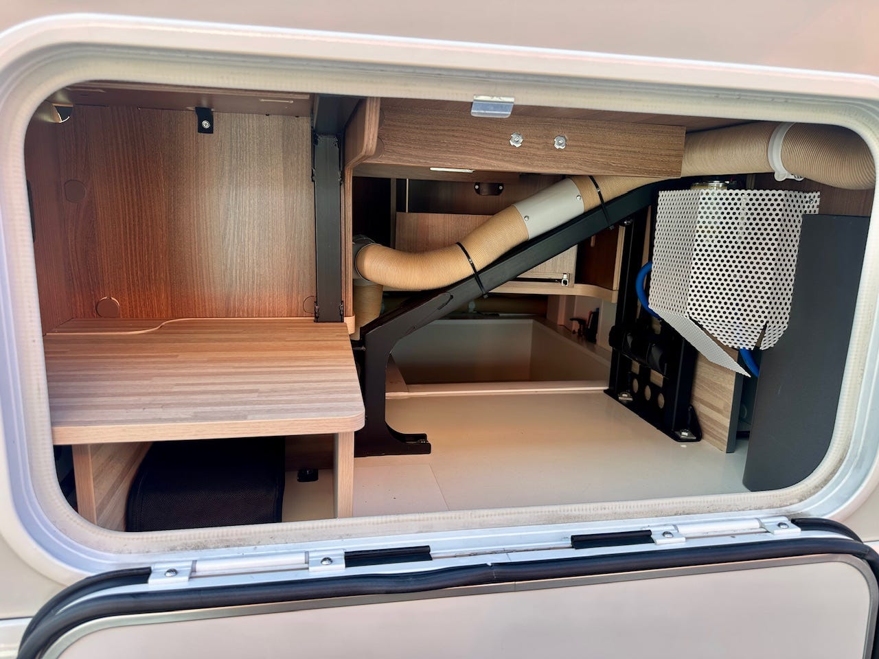 bca2a999-4703-48f0-8149-4177c4b21e30