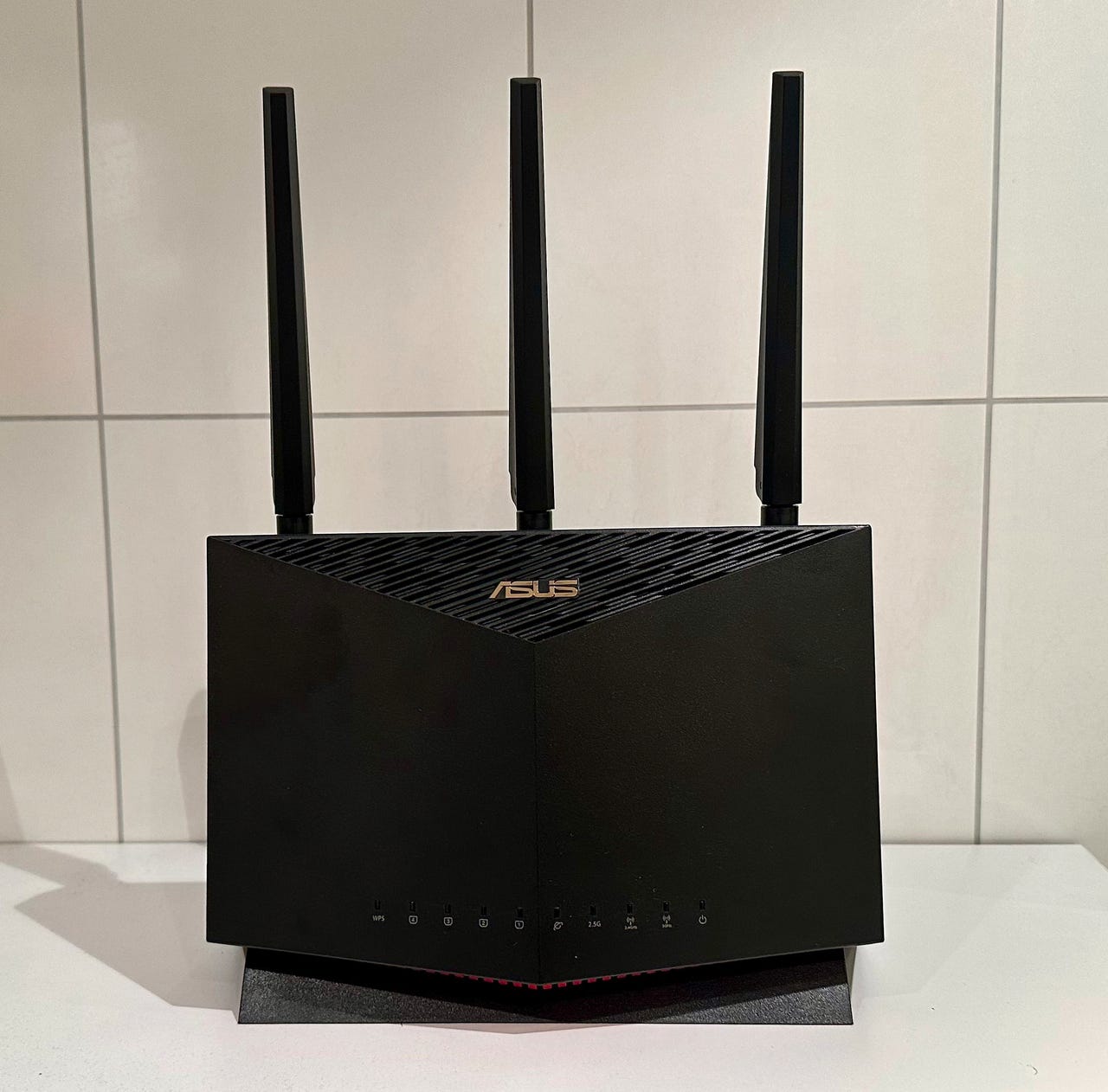 ASUS RT-AX86U Pro Router AX5700 Dual Band Svart | FINN-torget