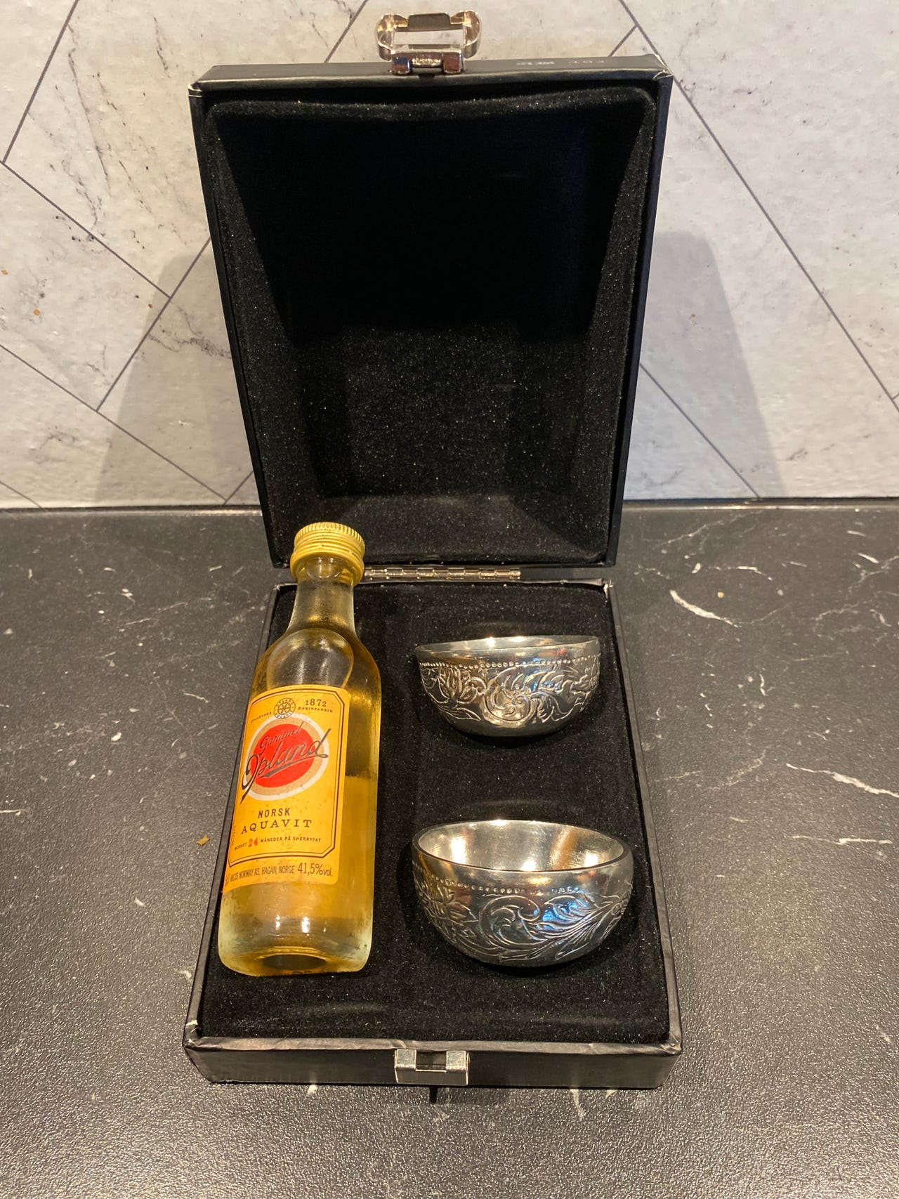 ASKVOLL BRUG STØPT TINN made in Norway