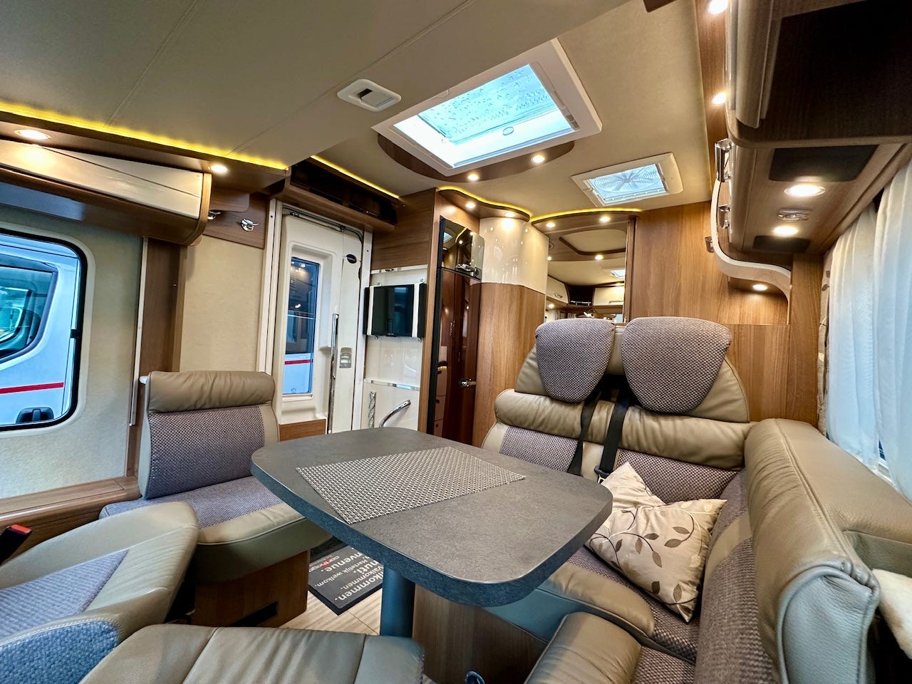 c71308f0-2997-4633-b169-b37c89978a4c