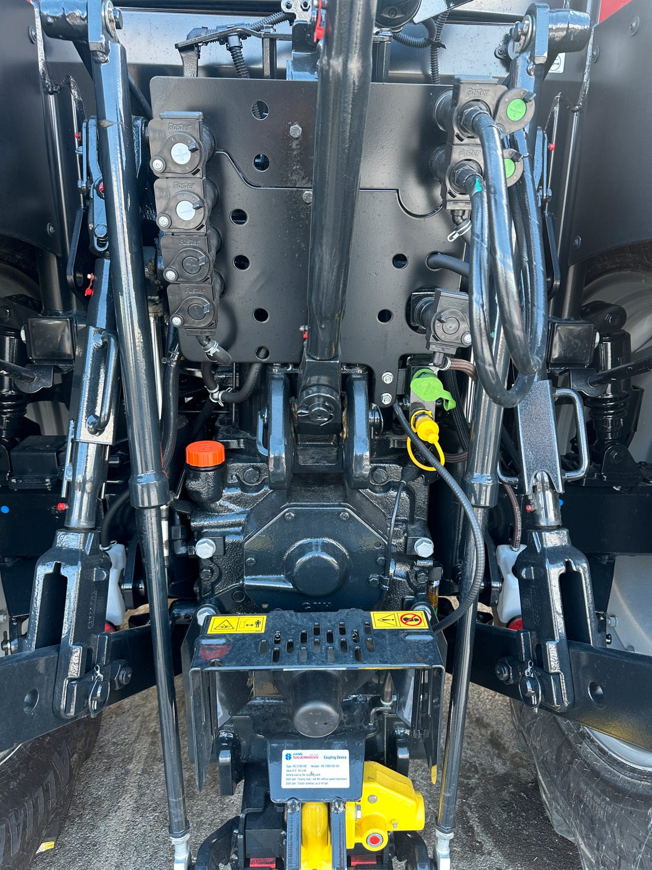 c9930564-b059-4471-910d-62e8a6ce85fa